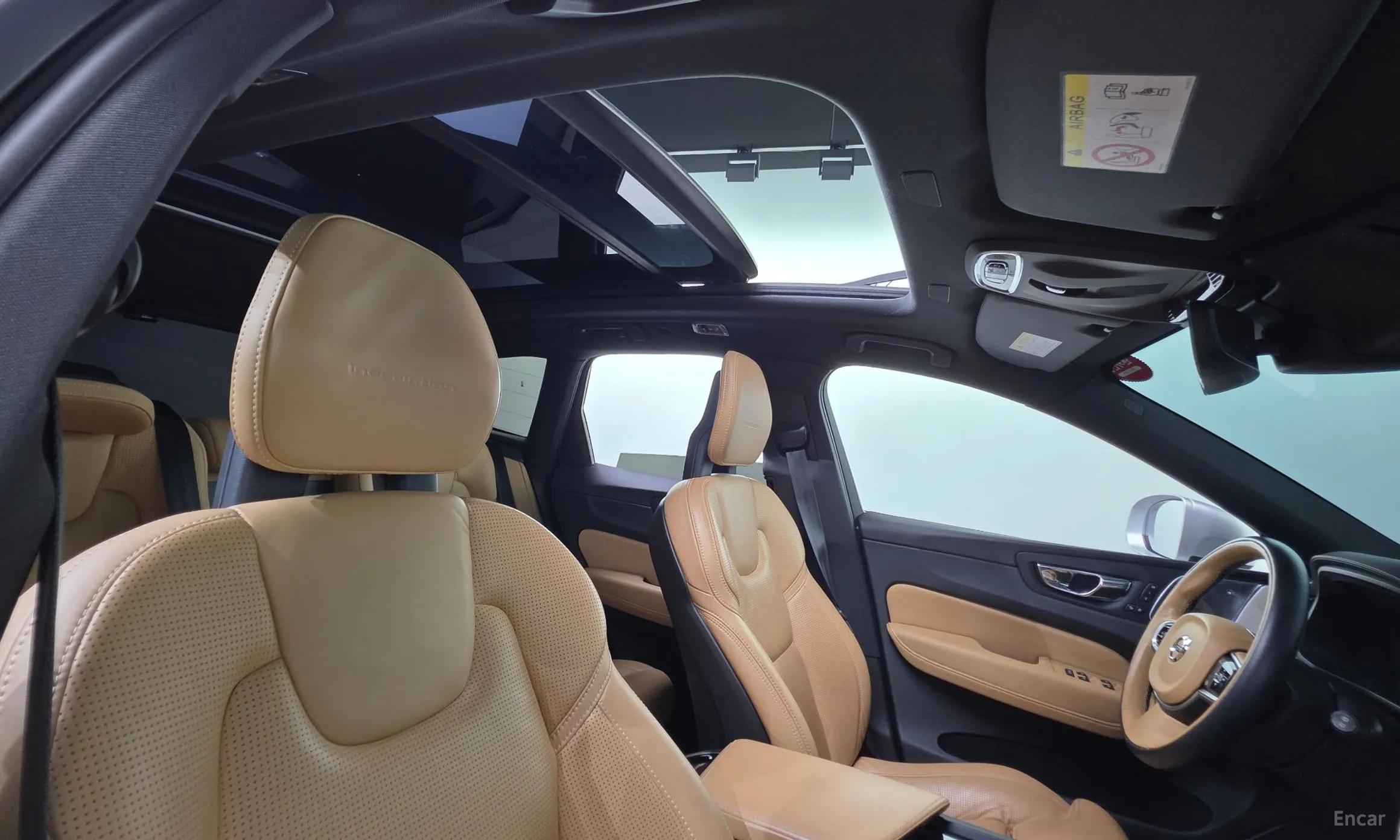 Volvo XC60 Gen 2 превью 20