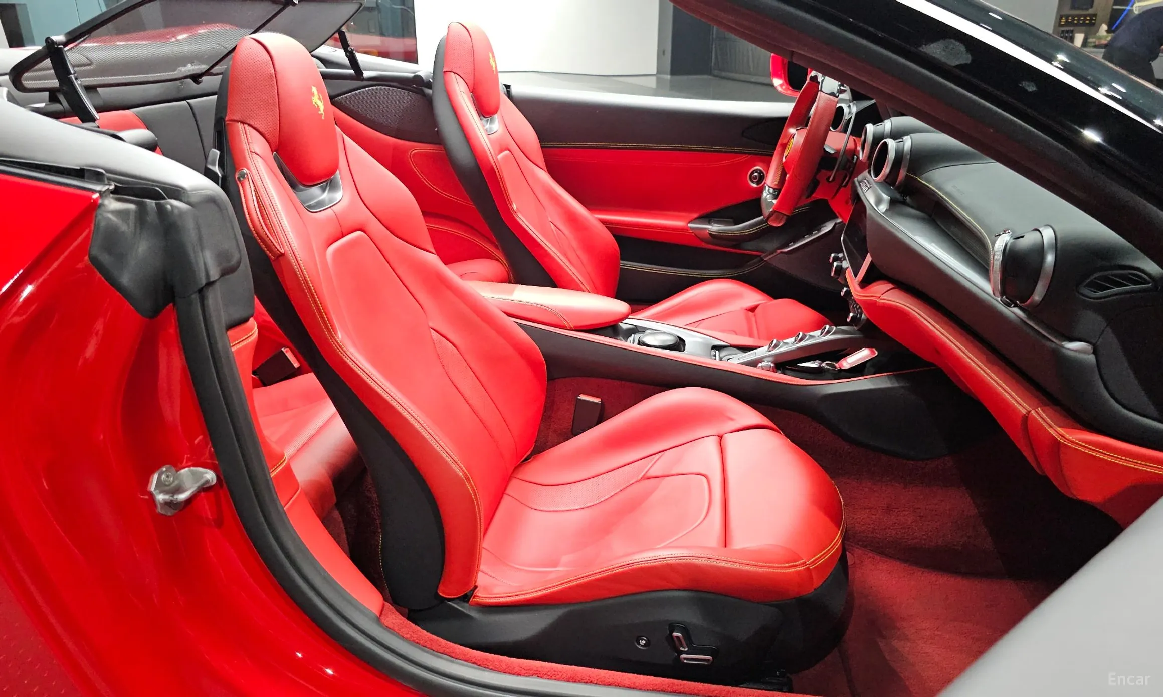 Ferrari Portofino превью 12