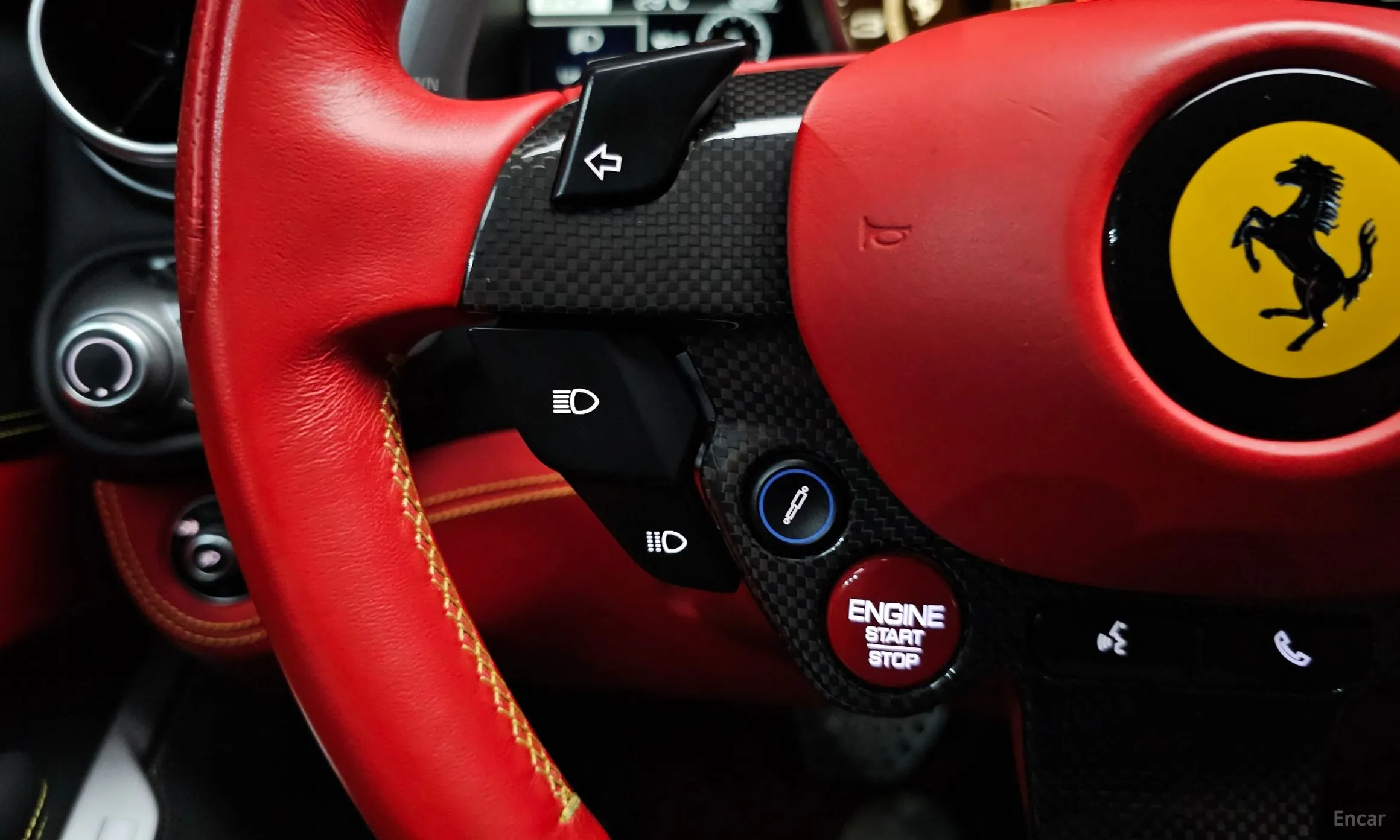 Ferrari Portofino превью 18