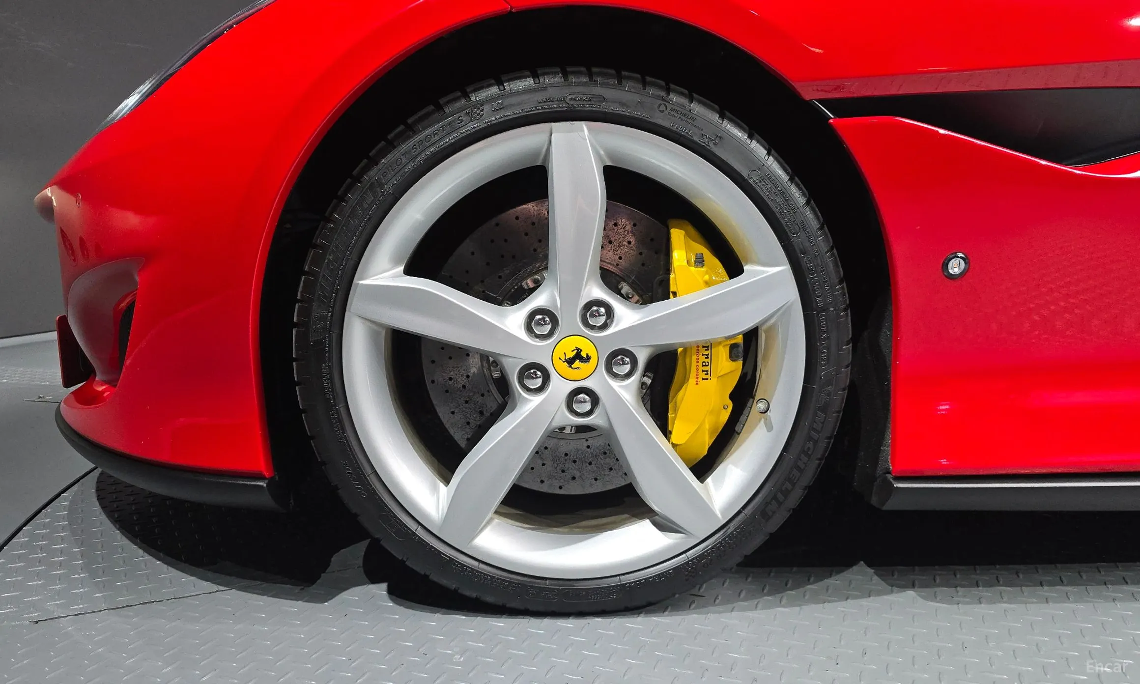 Ferrari Portofino превью 5