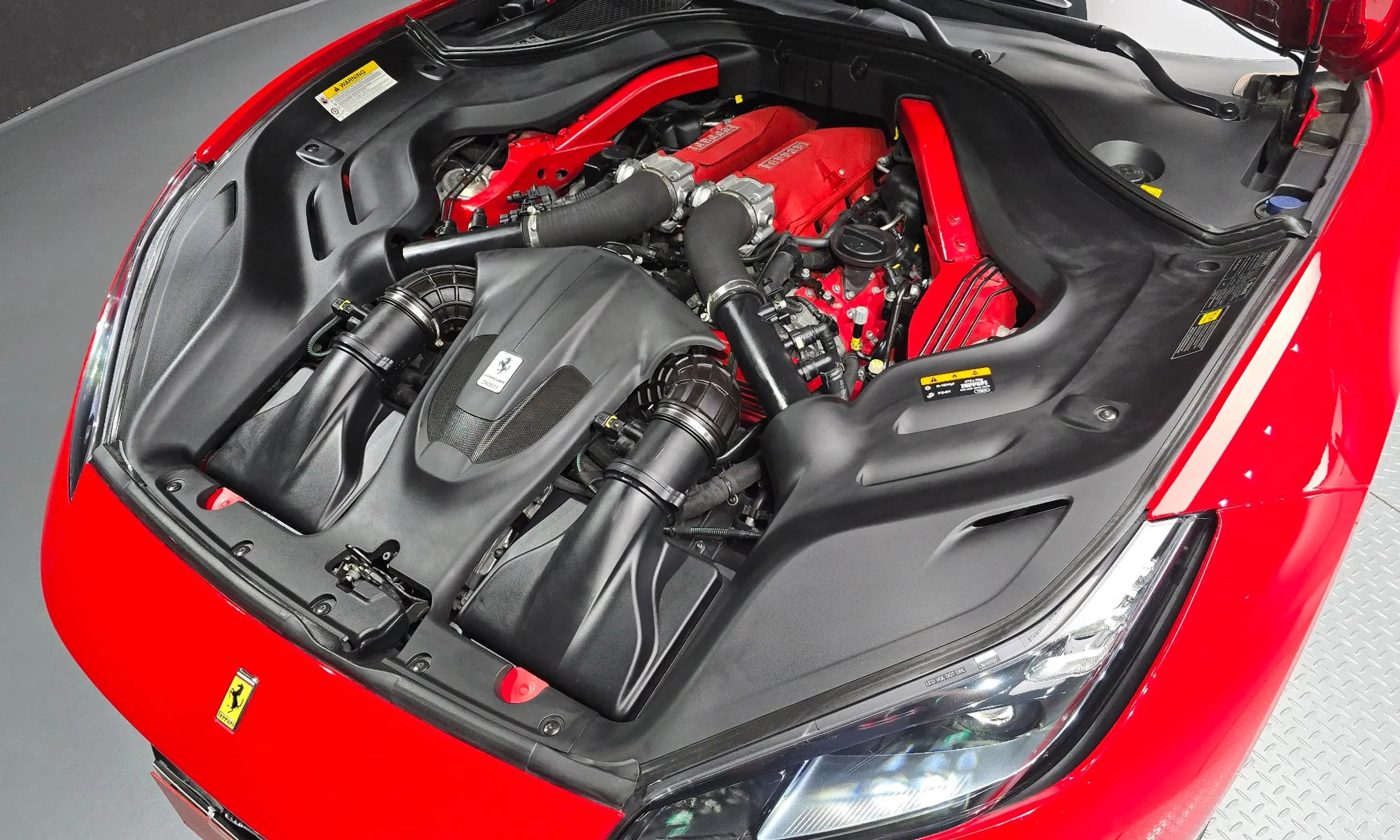 Ferrari Portofino превью 6