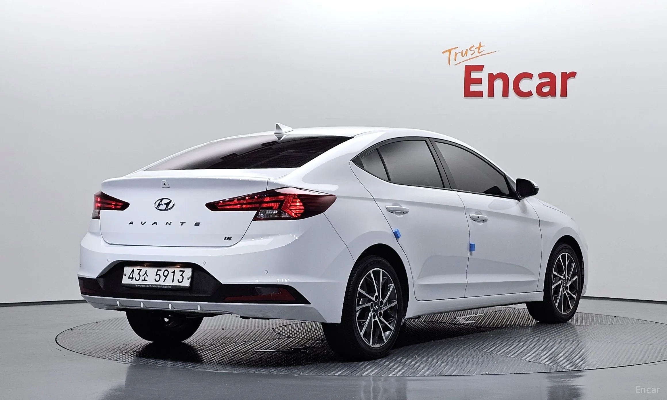 Hyundai Avante AD