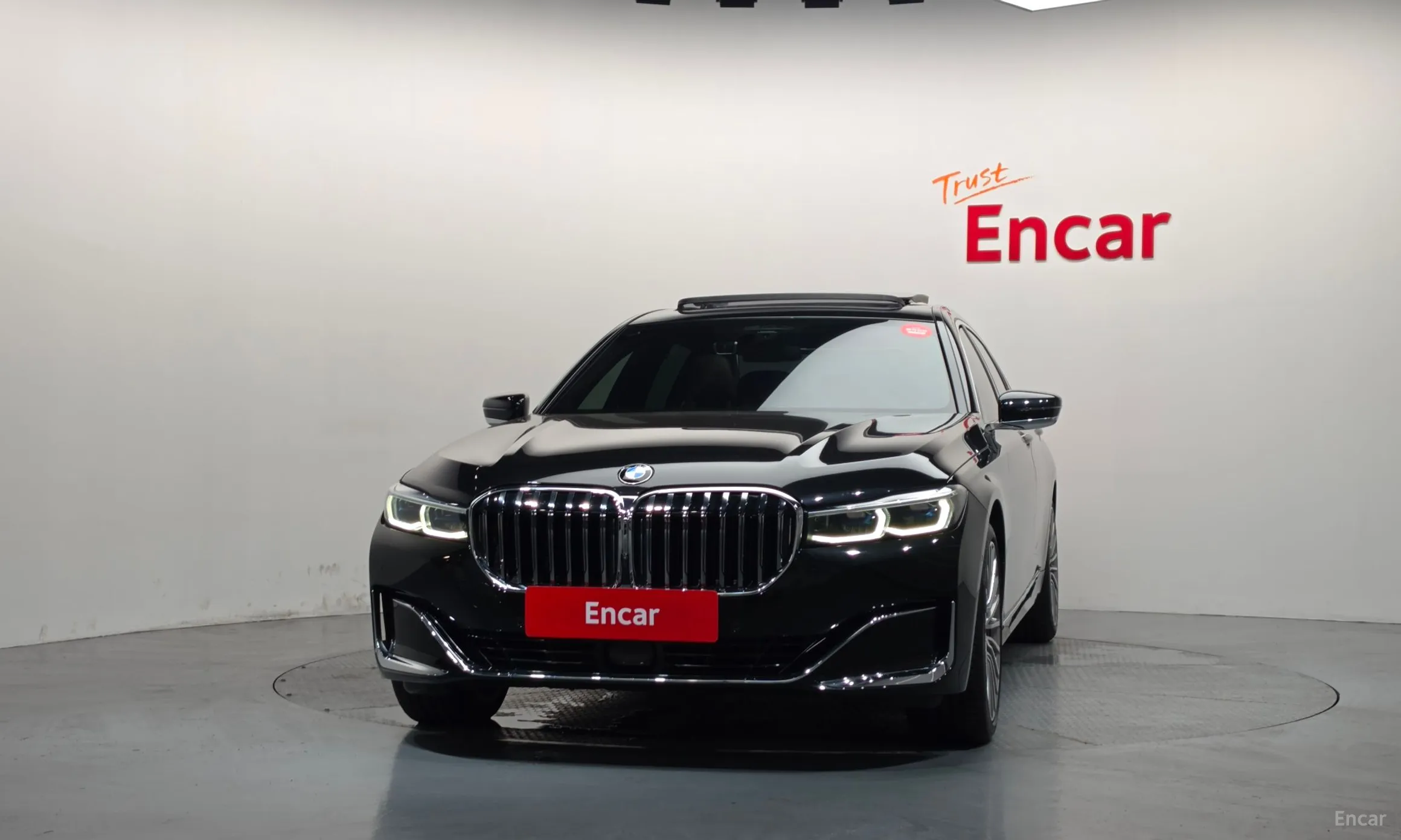 BMW 7 Series (G11) превью 3