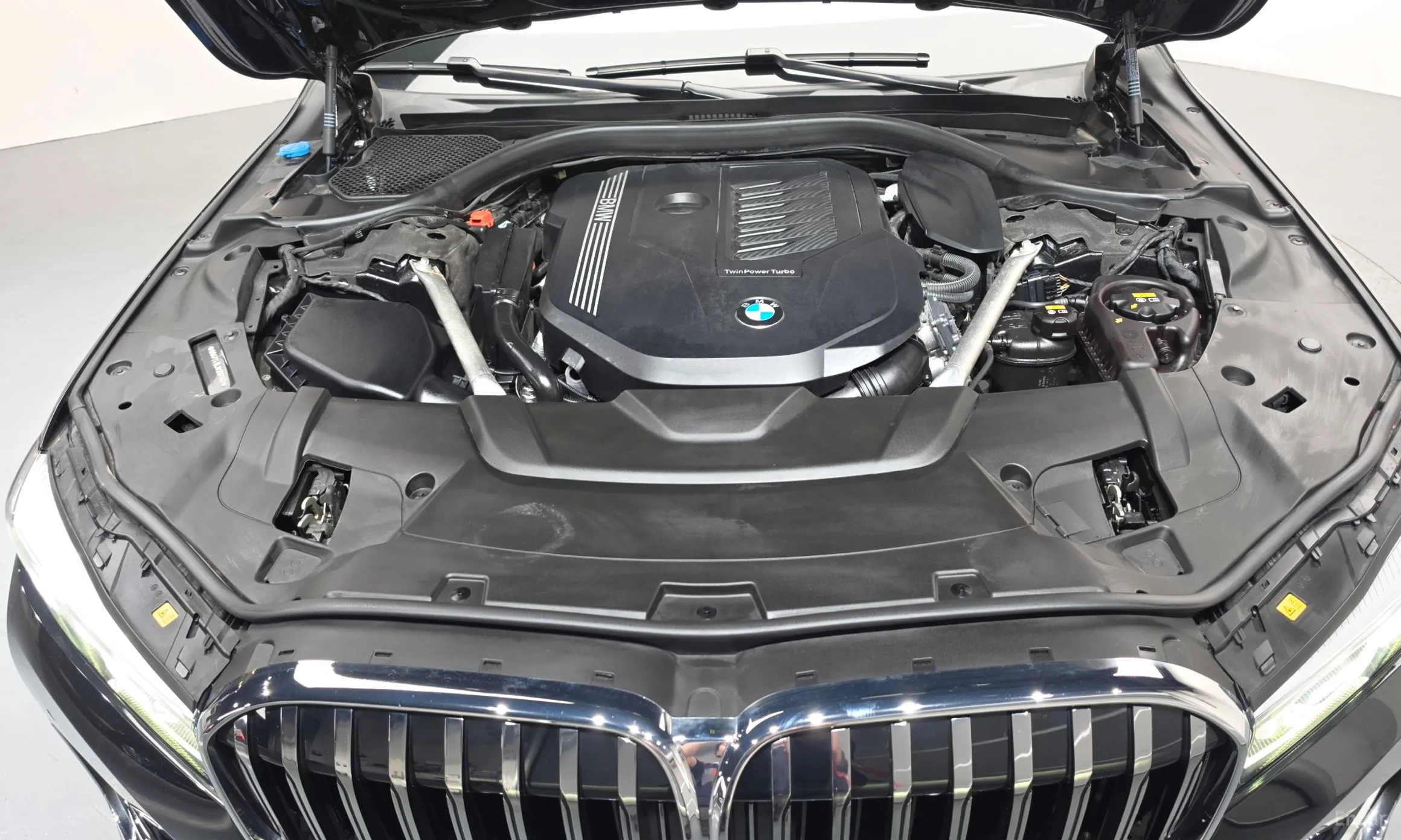BMW 7 Series (G11) превью 6