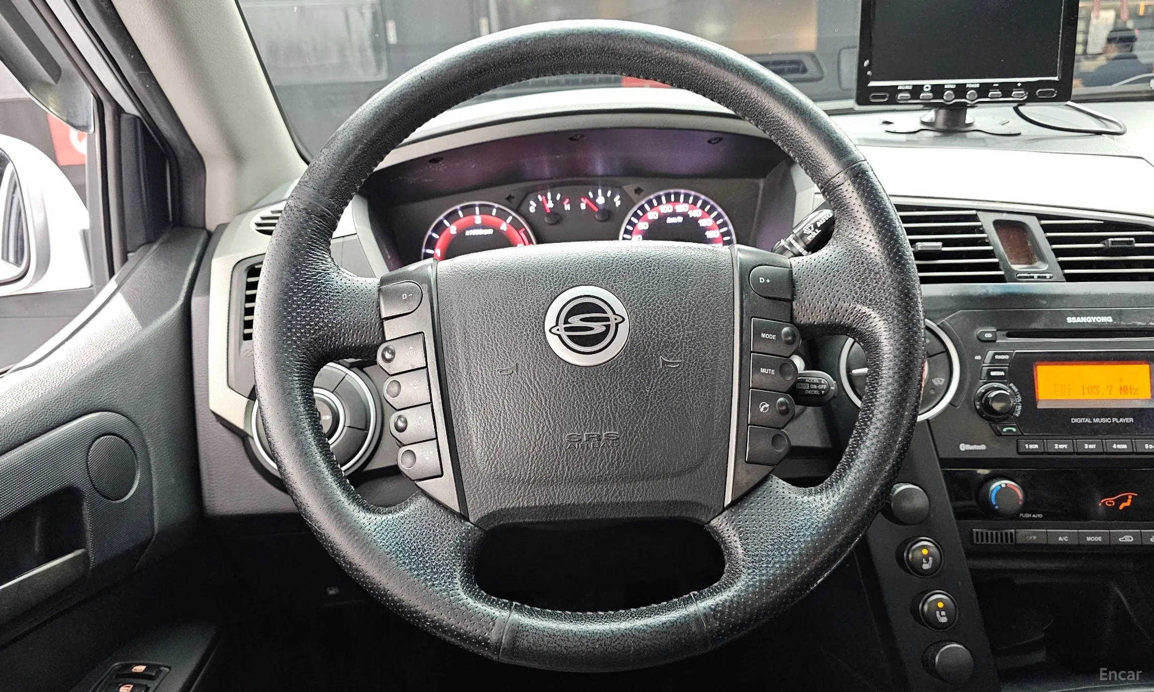 KG Mobility (SsangYong) Korando Sports превью 12