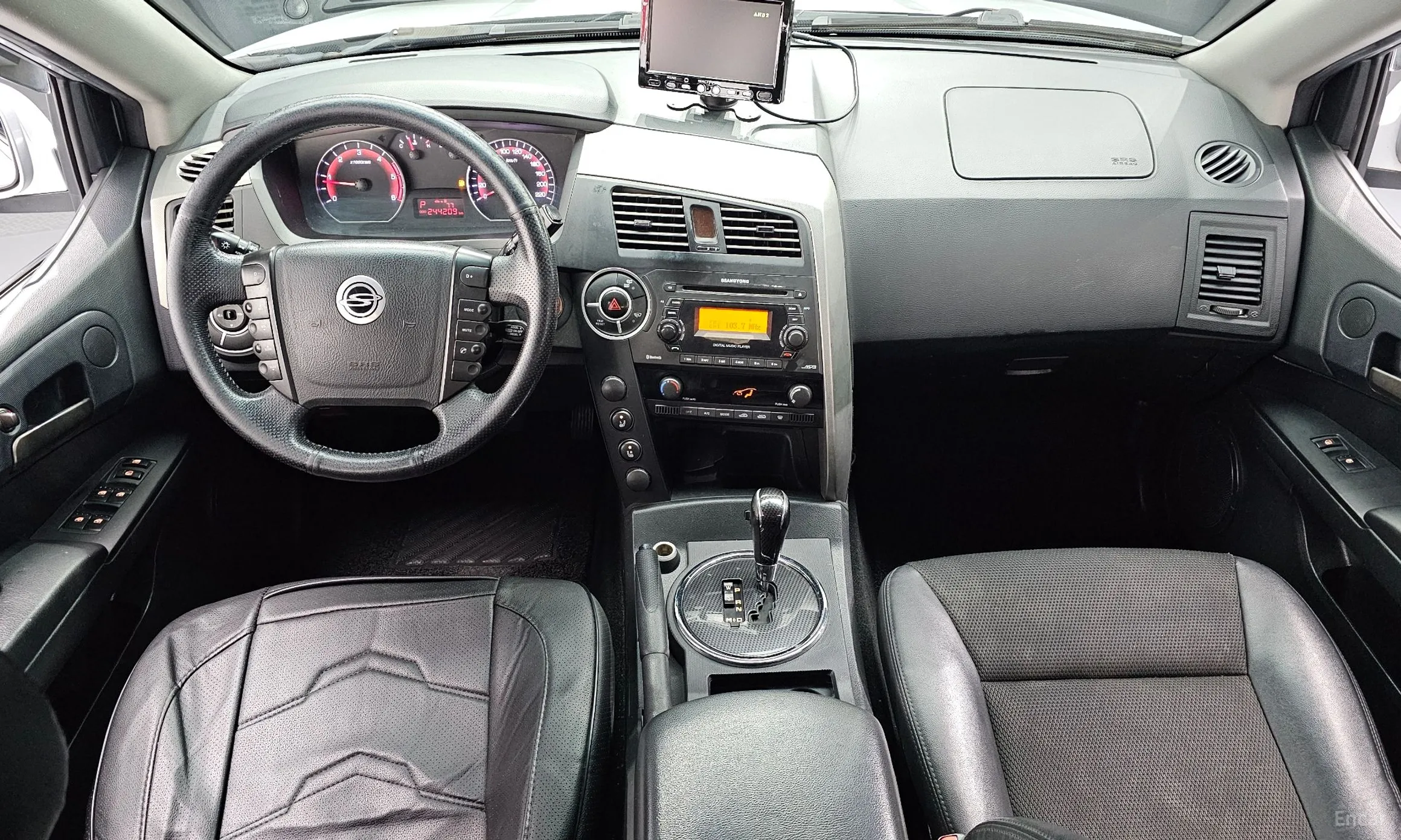 KG Mobility (SsangYong) Korando Sports превью 7