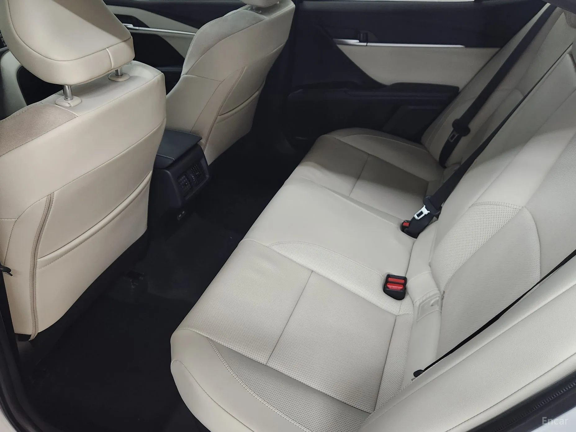 Toyota Camry (XV80) превью 13