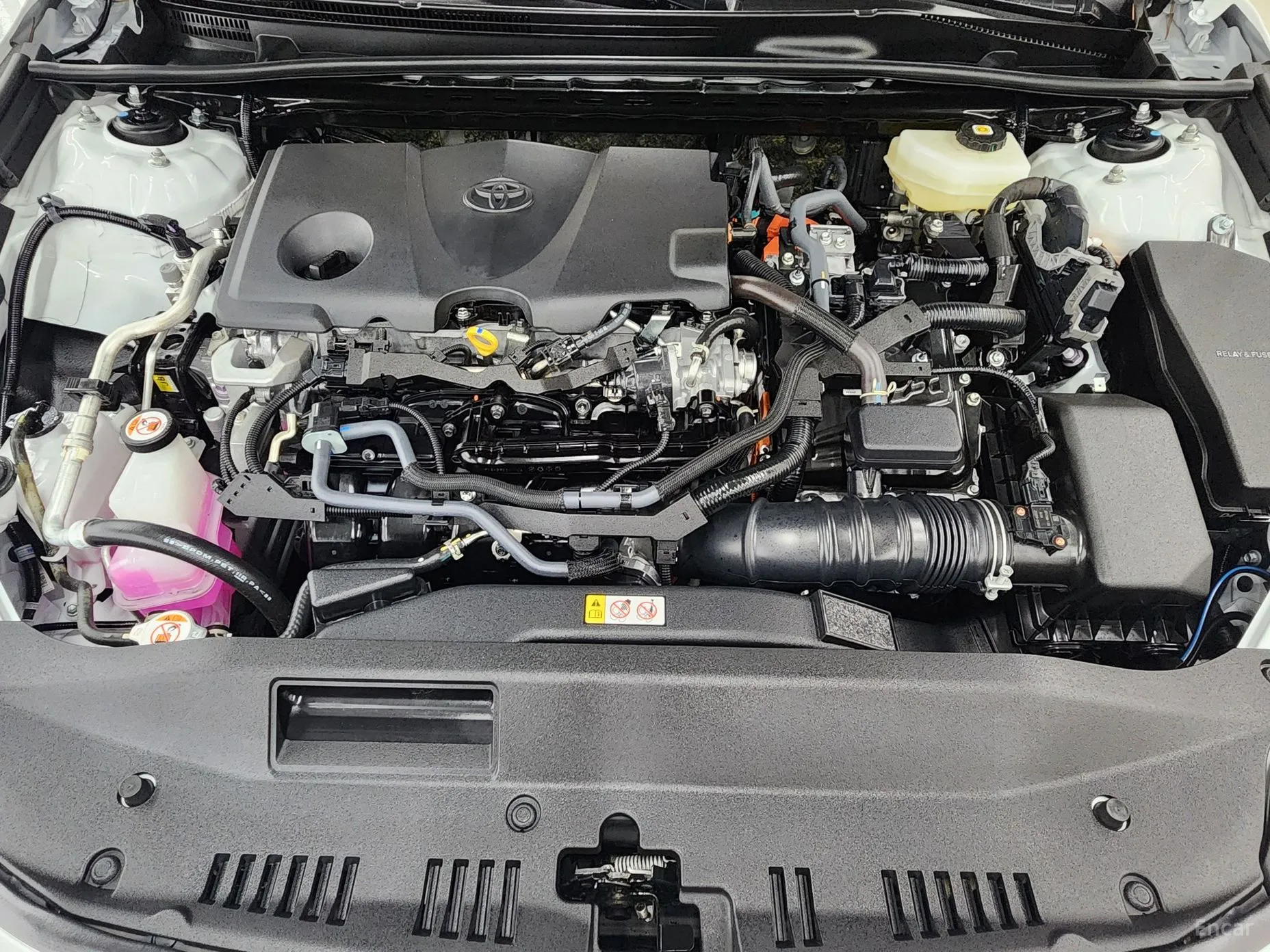 Toyota Camry (XV80) превью 18