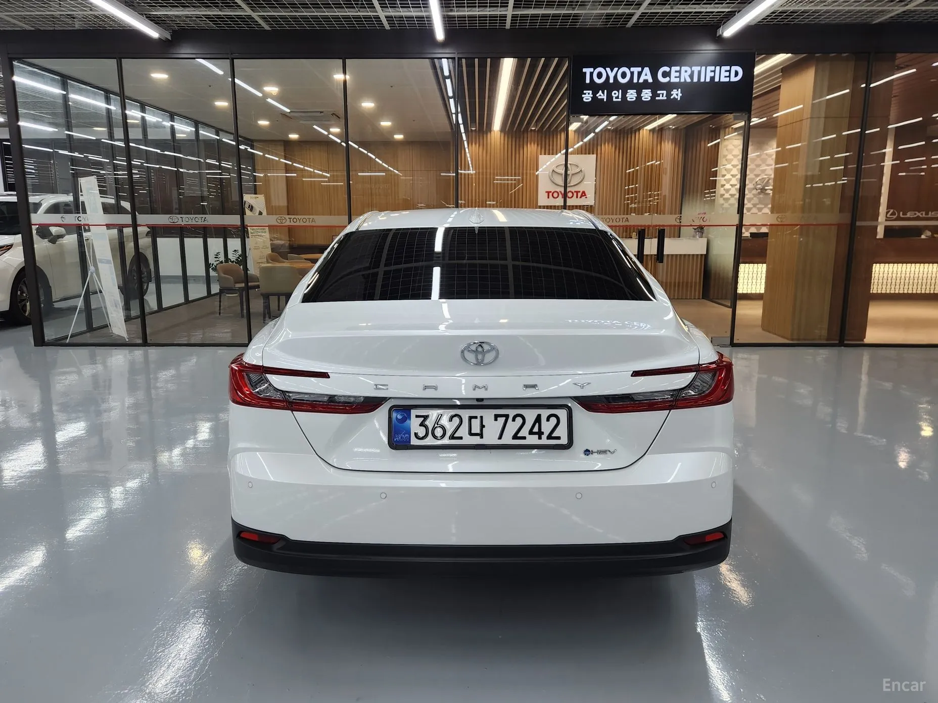Toyota Camry (XV80) превью 4