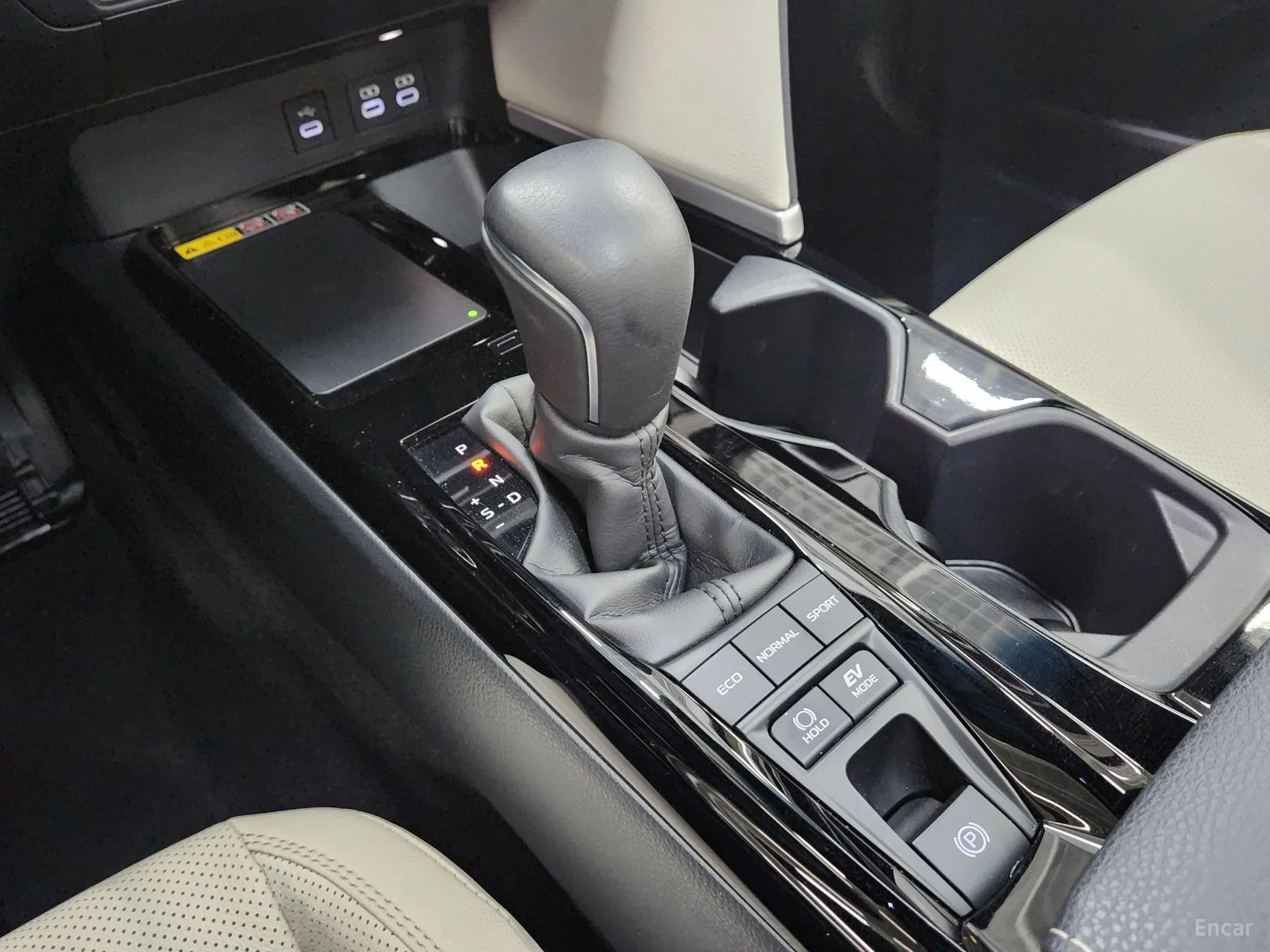 Toyota Camry (XV80) превью 6