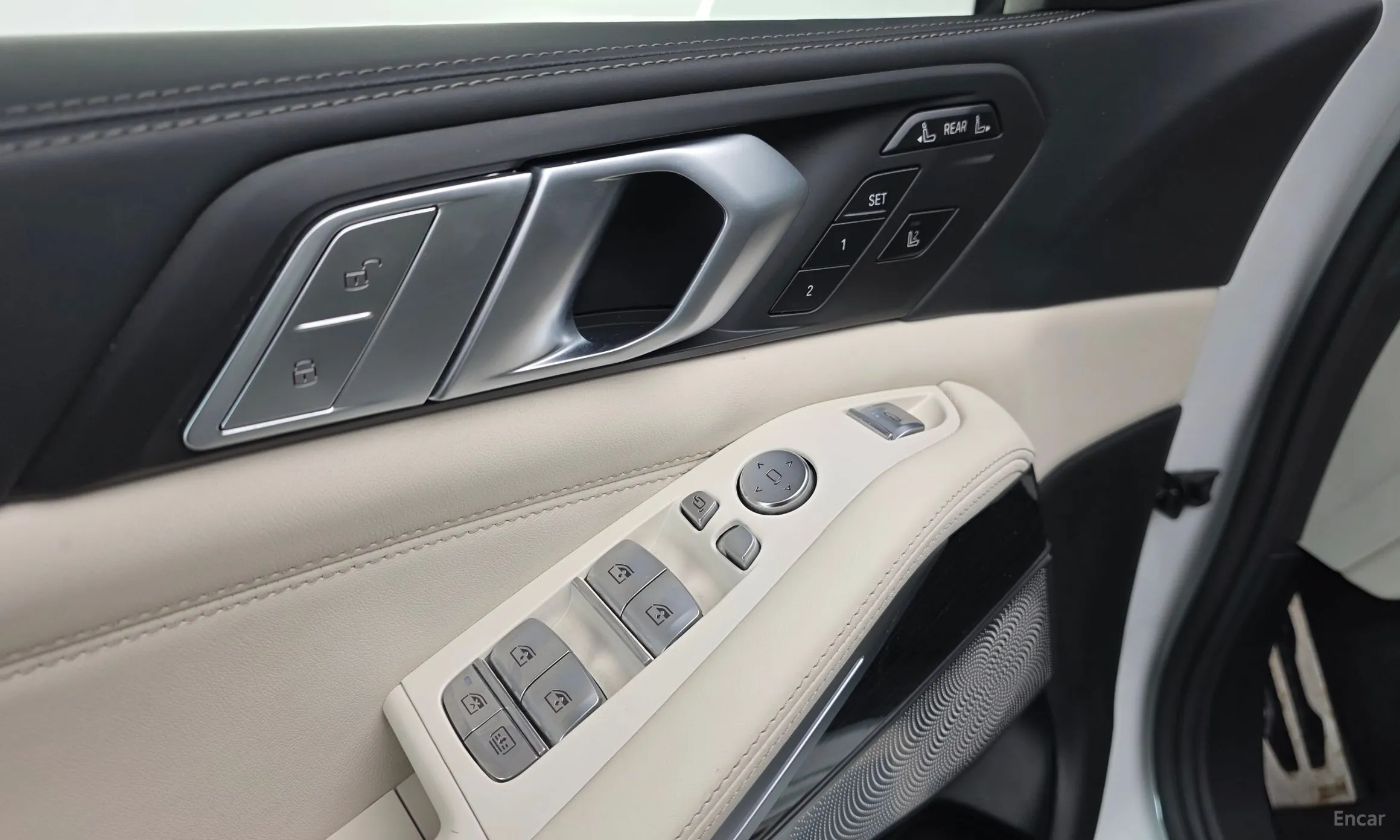BMW X7 (G07) превью 14