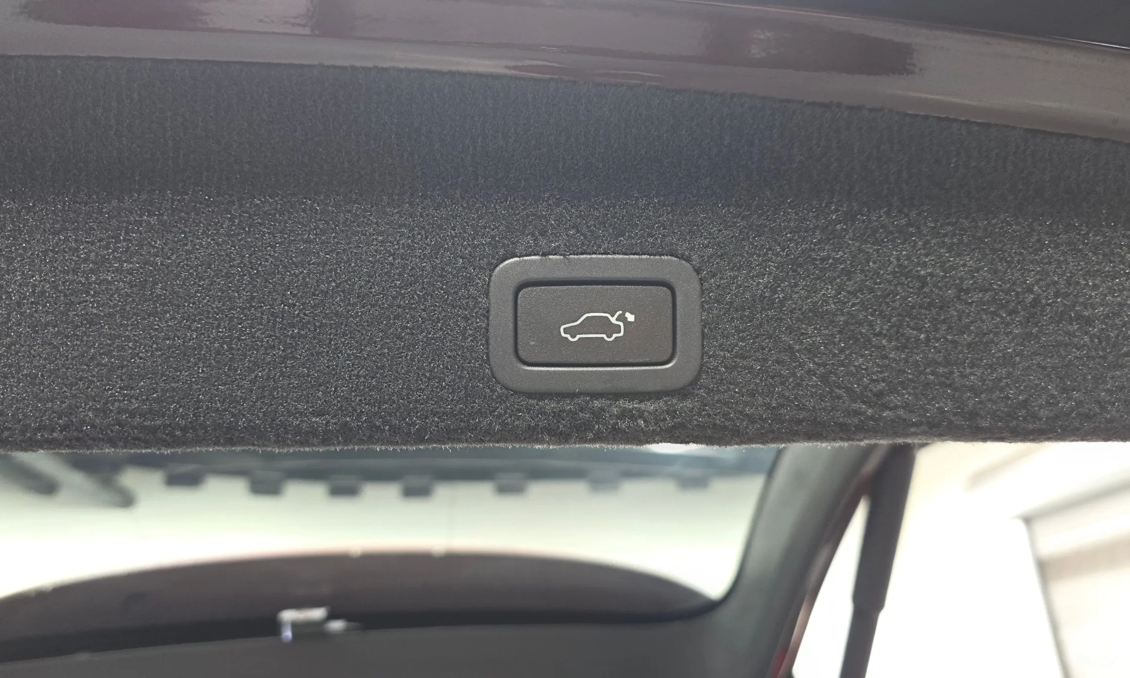 Volvo XC60 превью 19