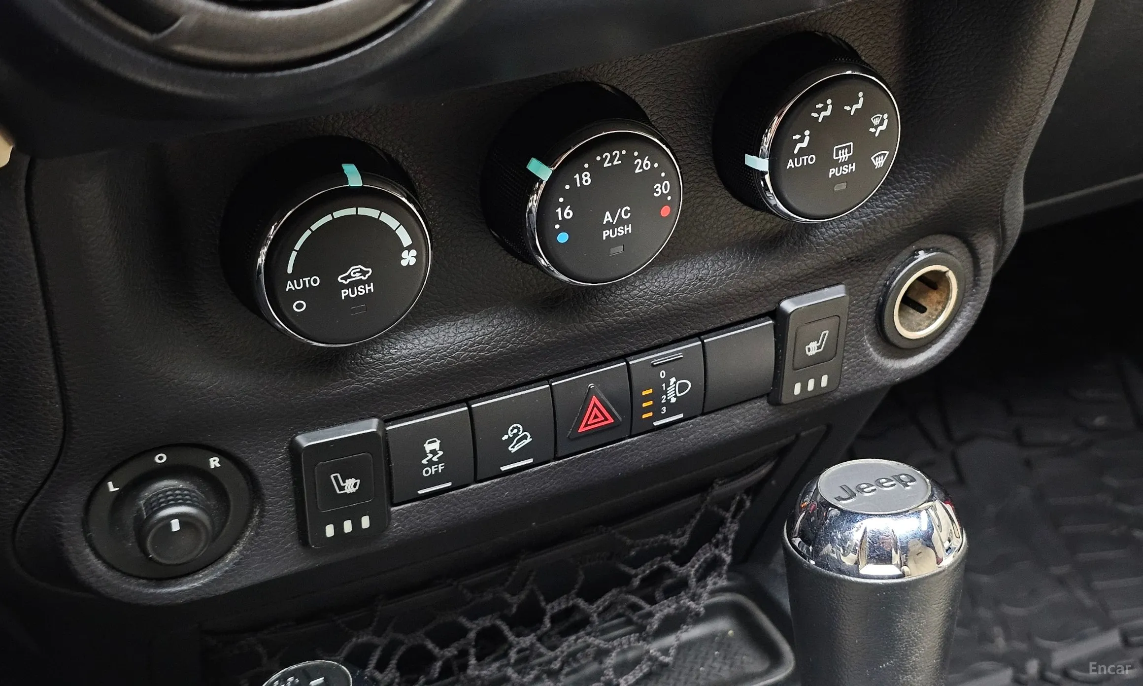 Jeep Wrangler (JK) превью 14