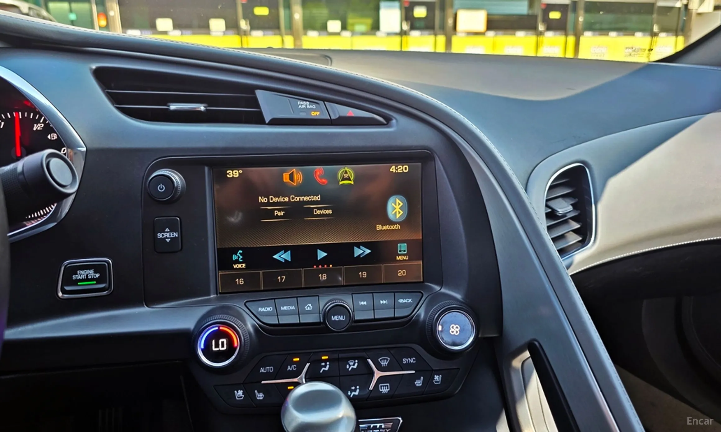 Chevrolet Corvette превью 14
