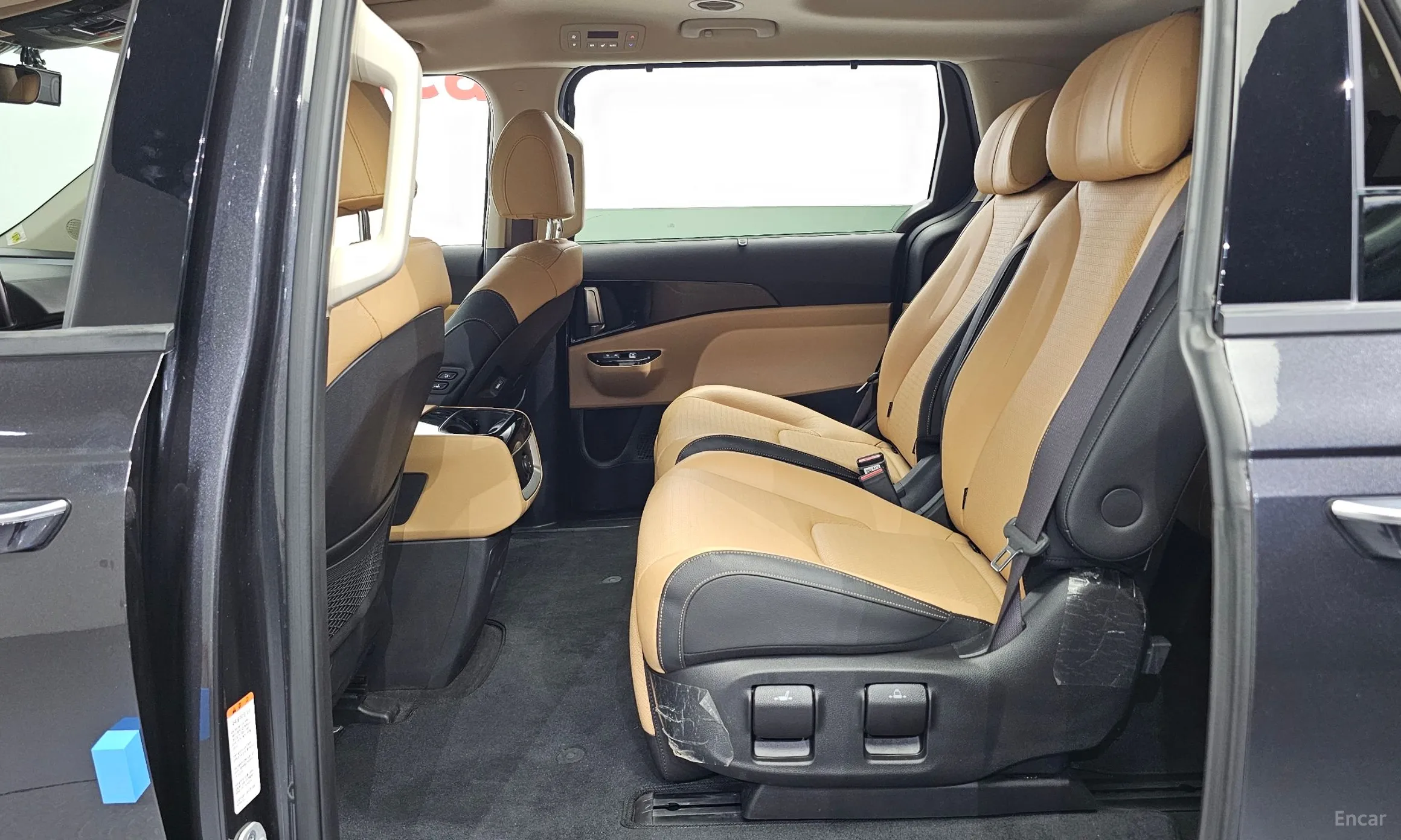Kia Carnival Gen 4 превью 12