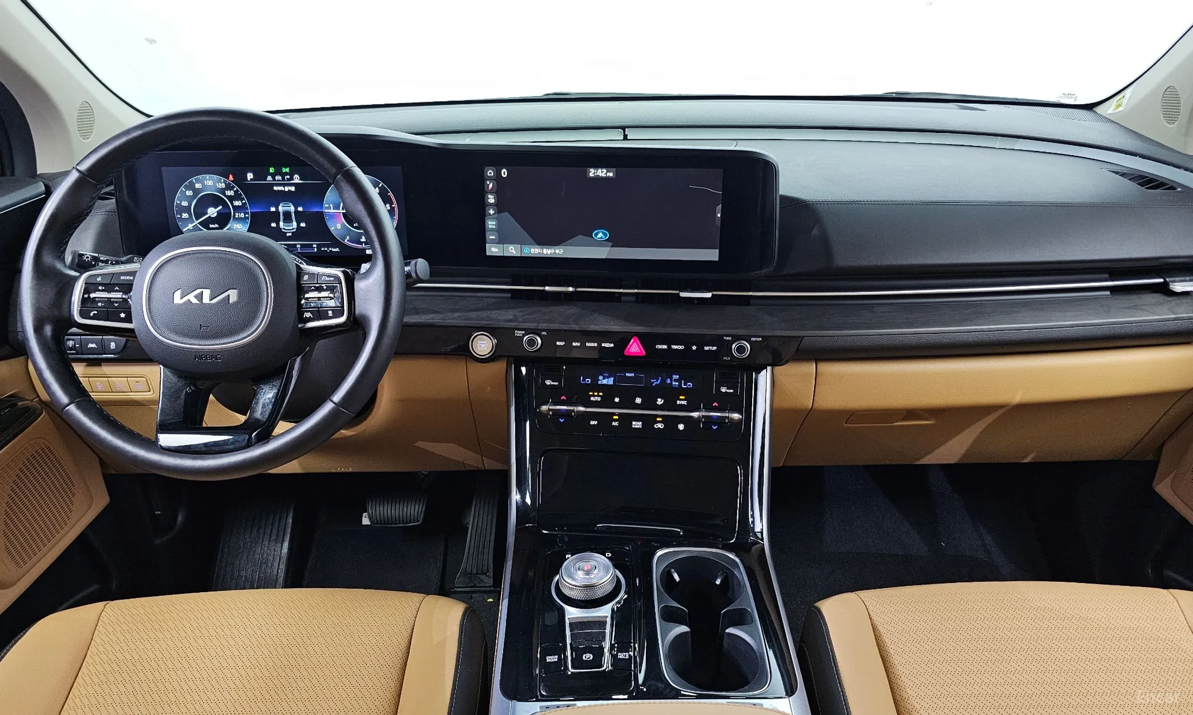 Kia Carnival Gen 4 превью 7