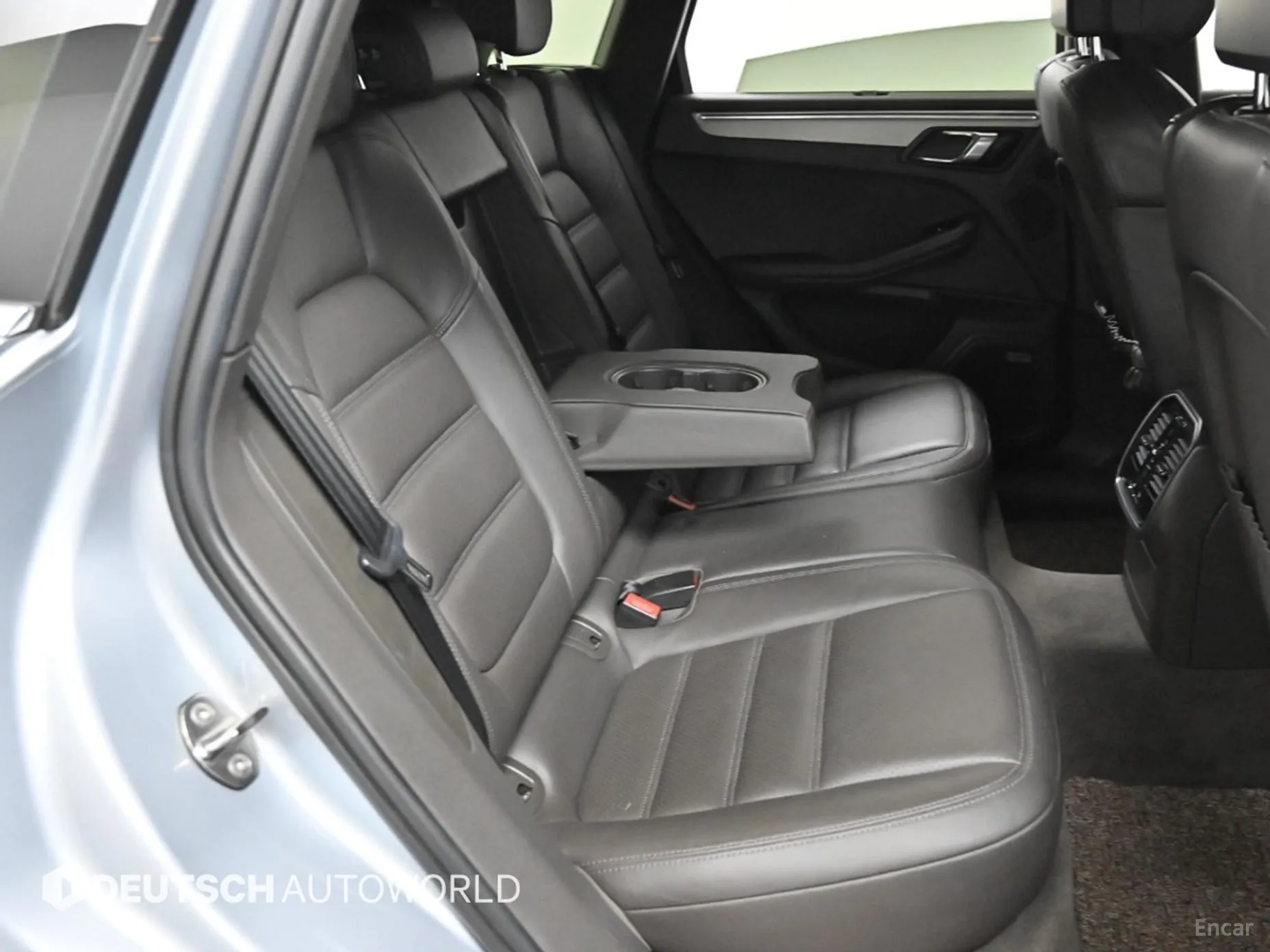 Porsche Macan превью 10