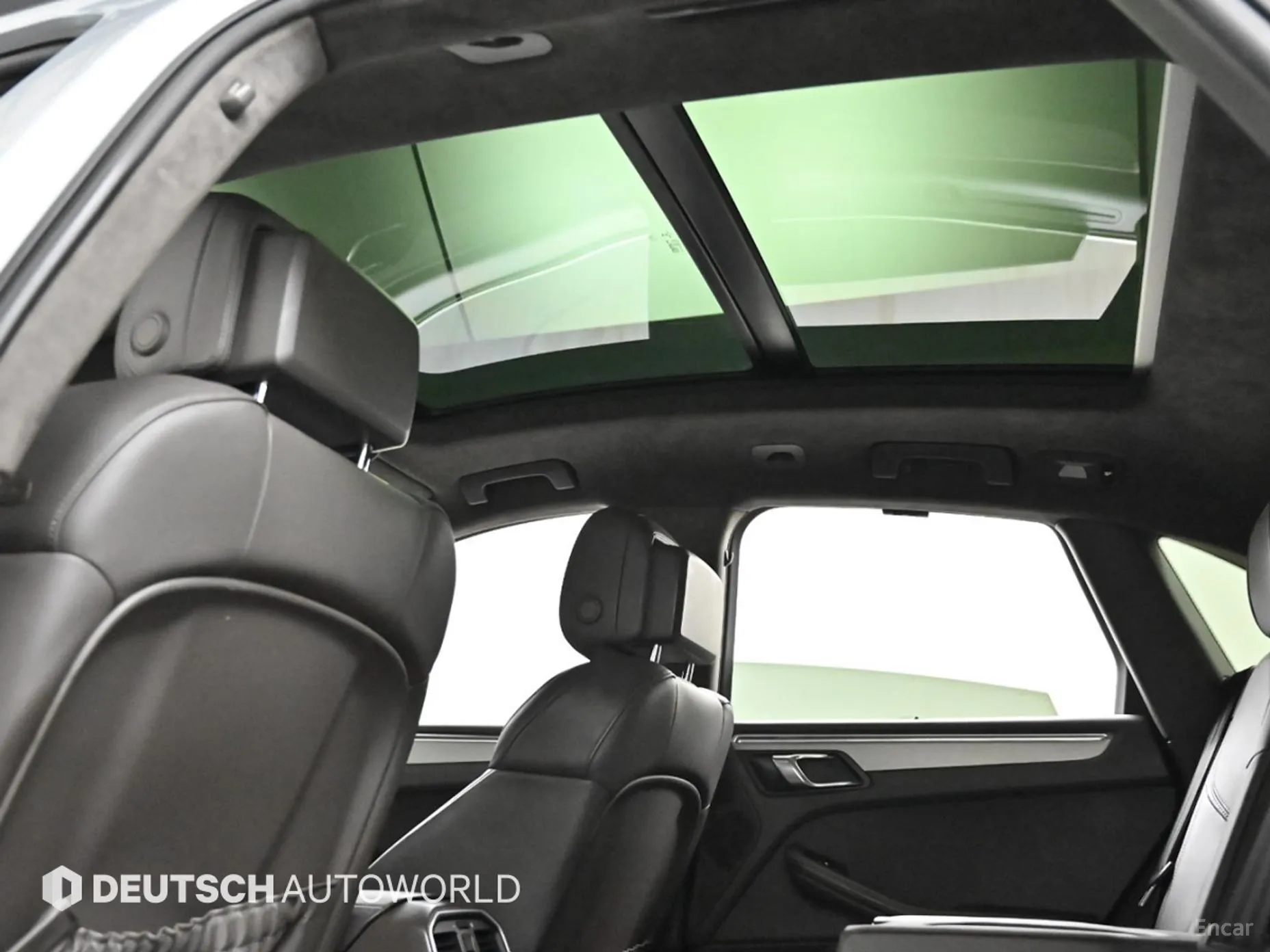 Porsche Macan превью 17