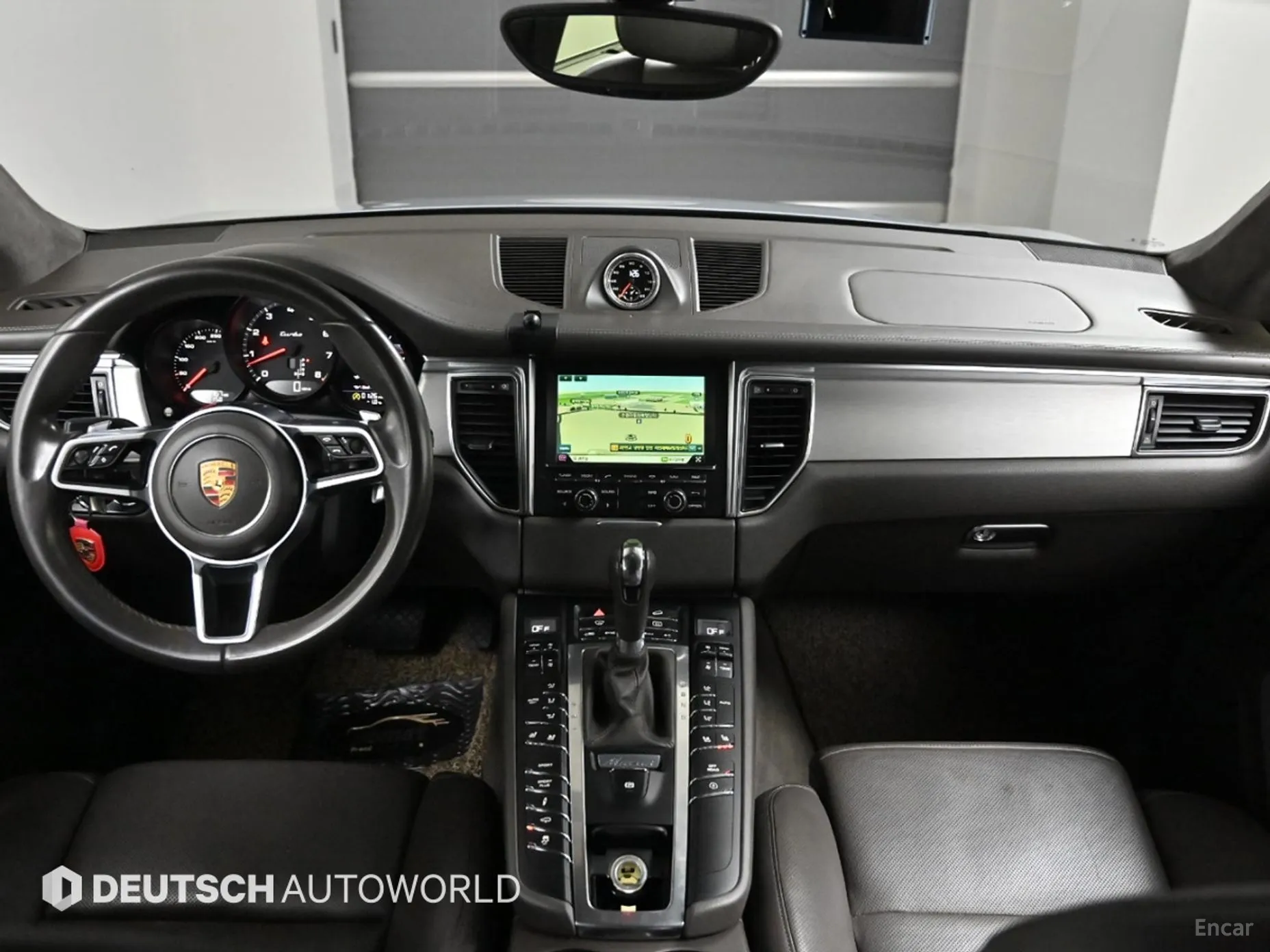 Porsche Macan превью 5