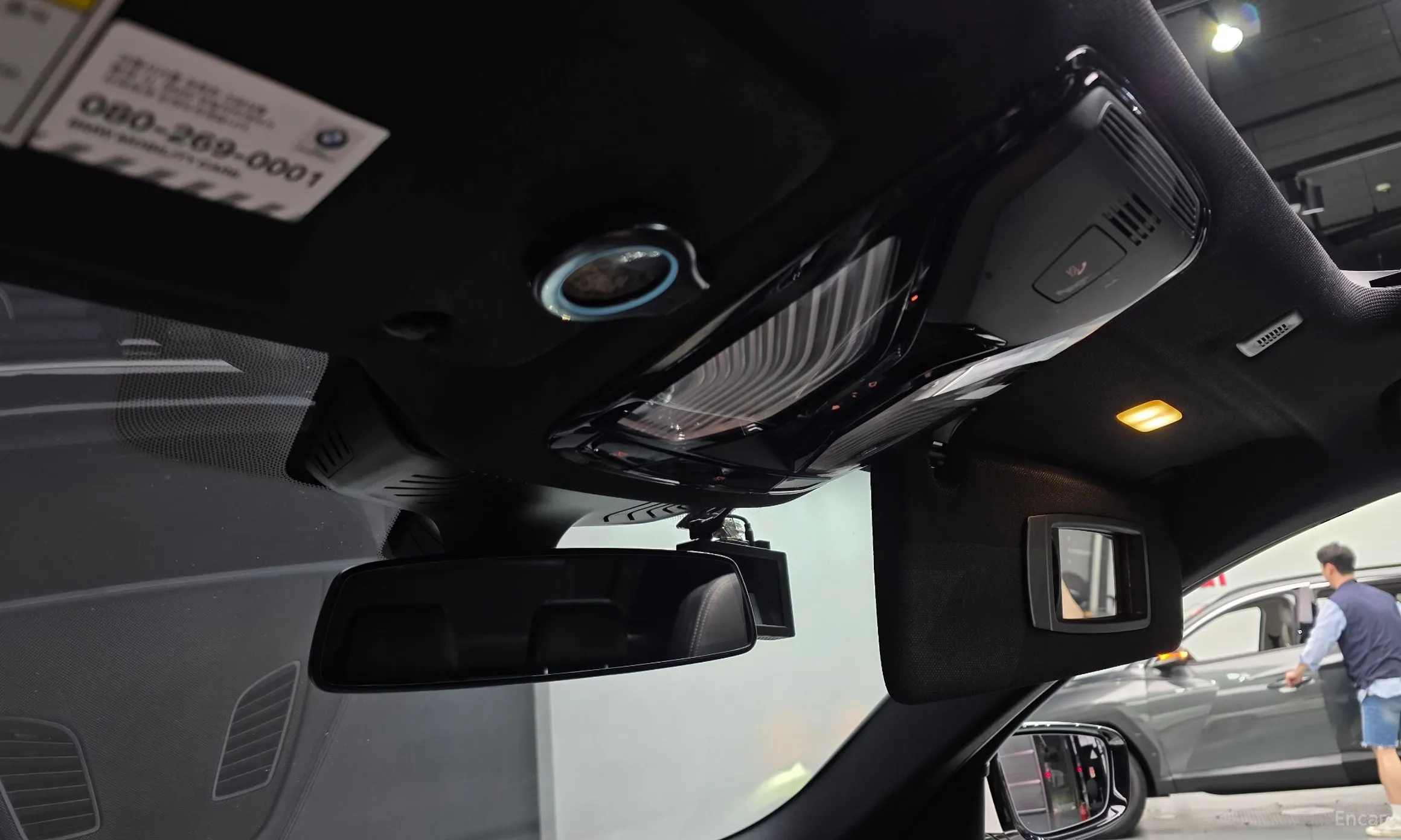 BMW 5 Series (G30) превью 18