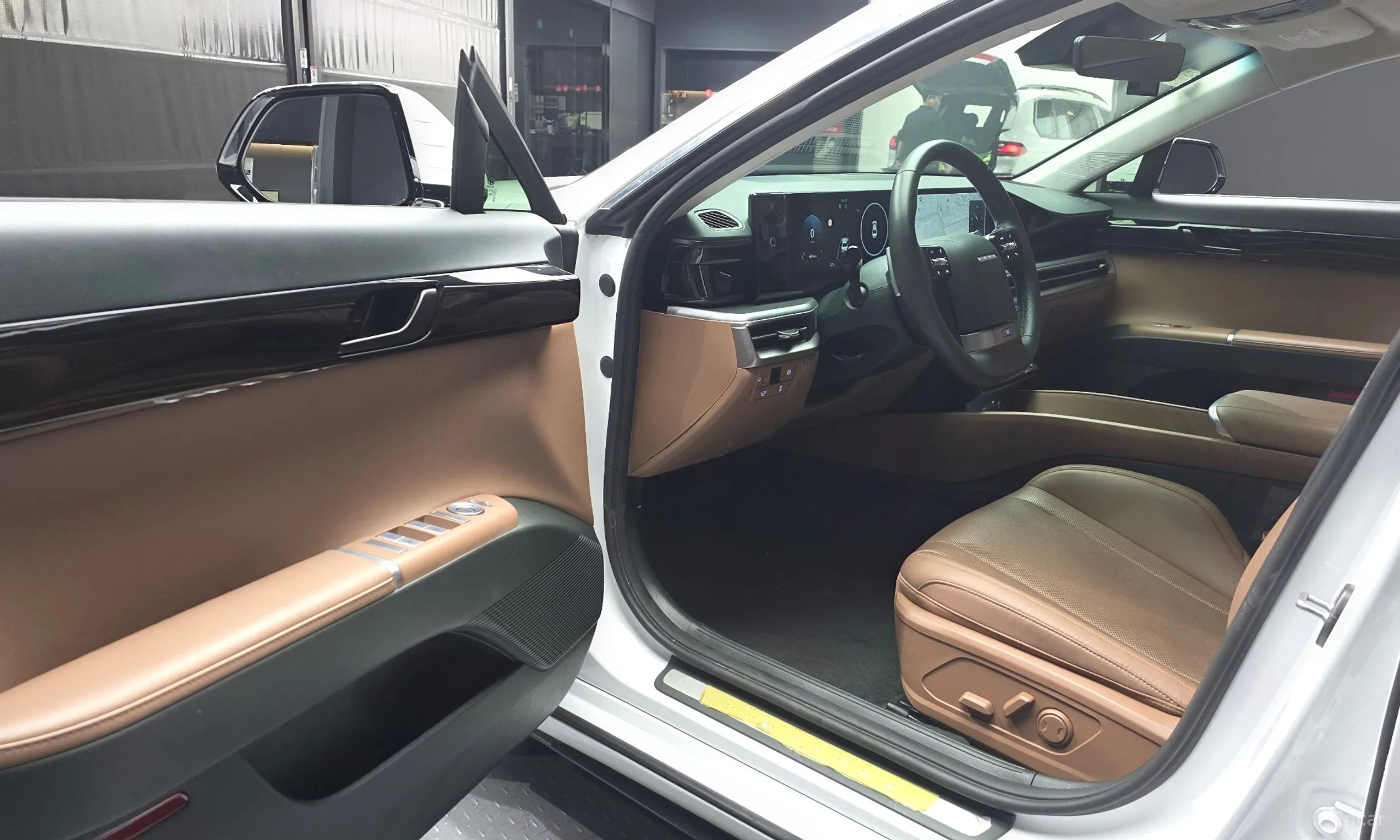 Hyundai Grandeur (GN7) превью 10