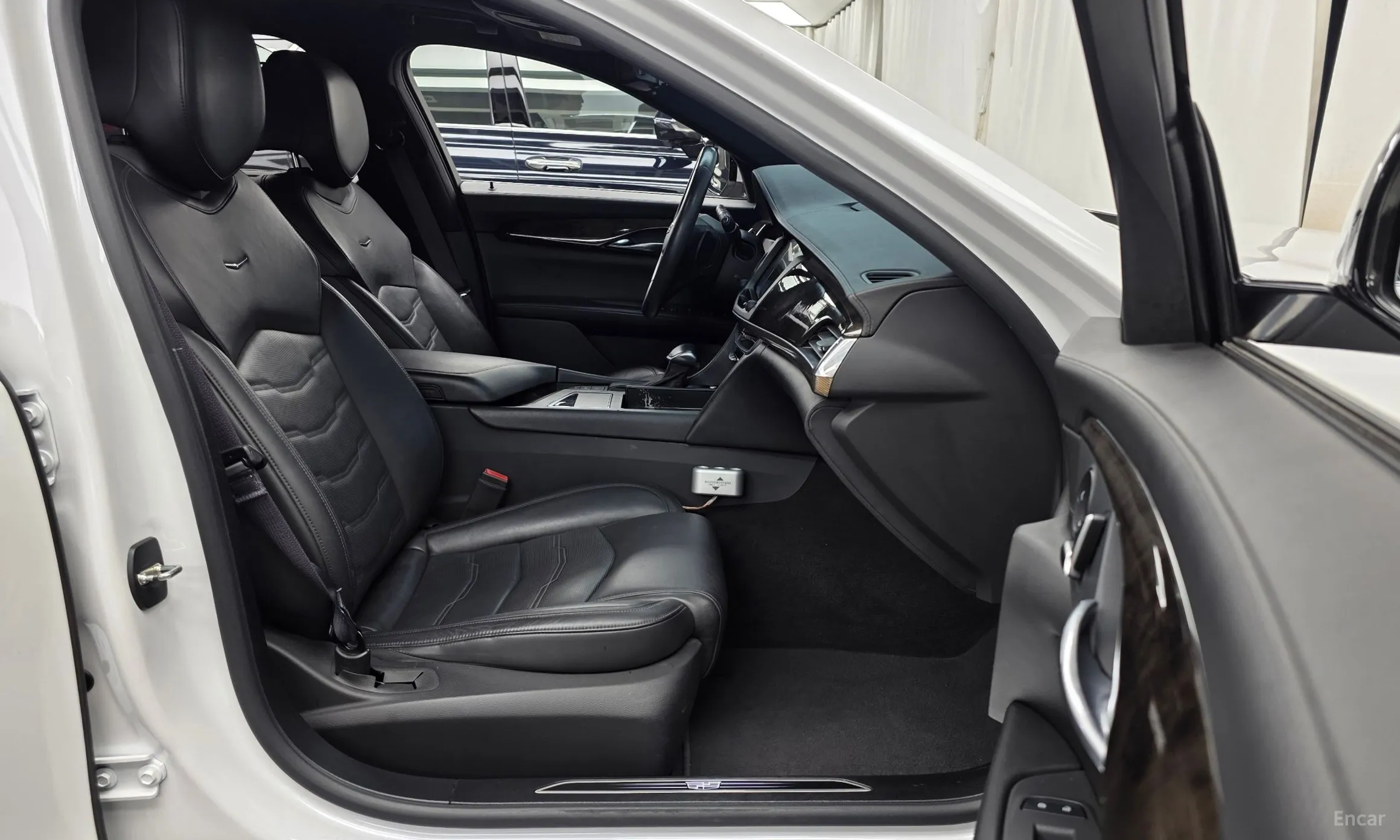 Cadillac CT6 превью 11