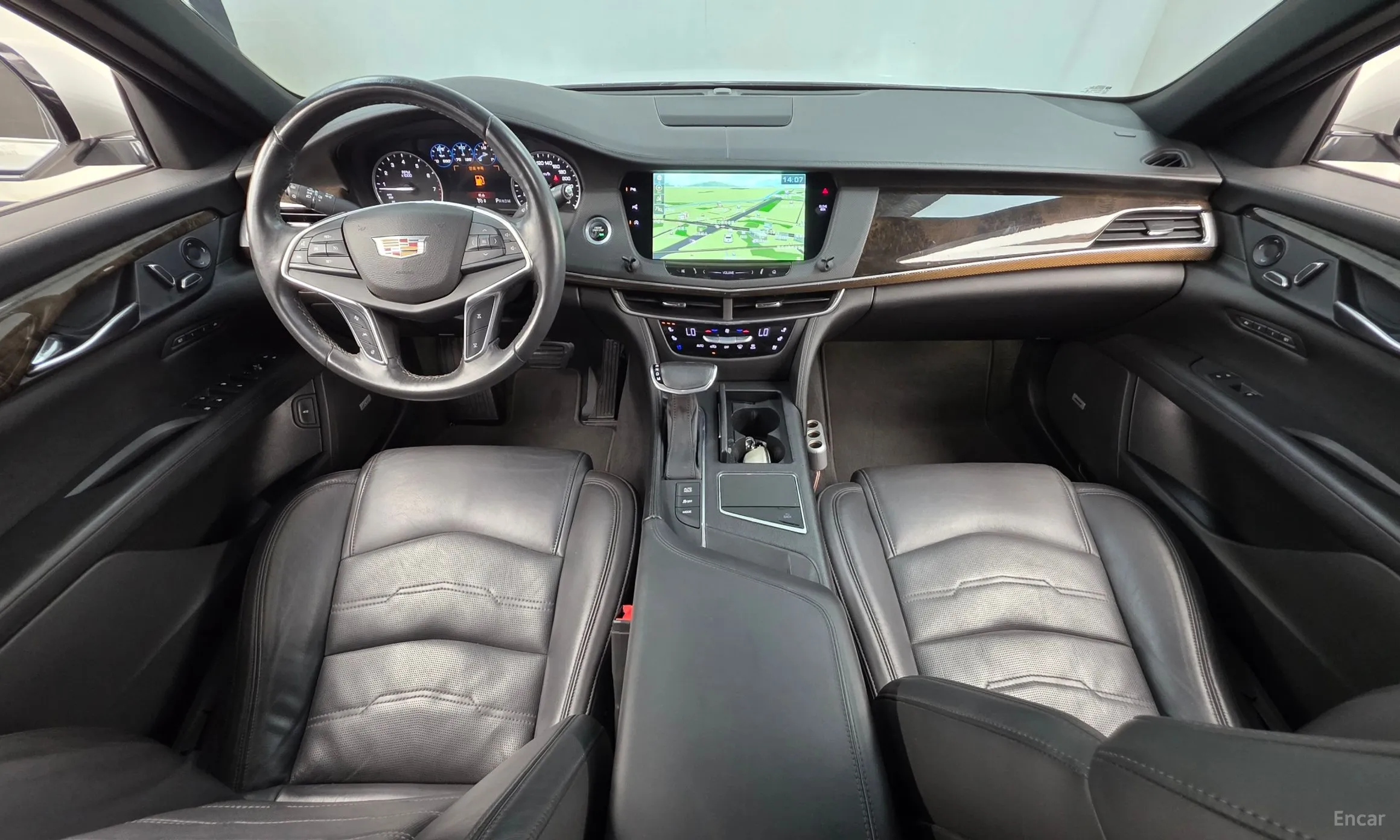 Cadillac CT6 превью 7