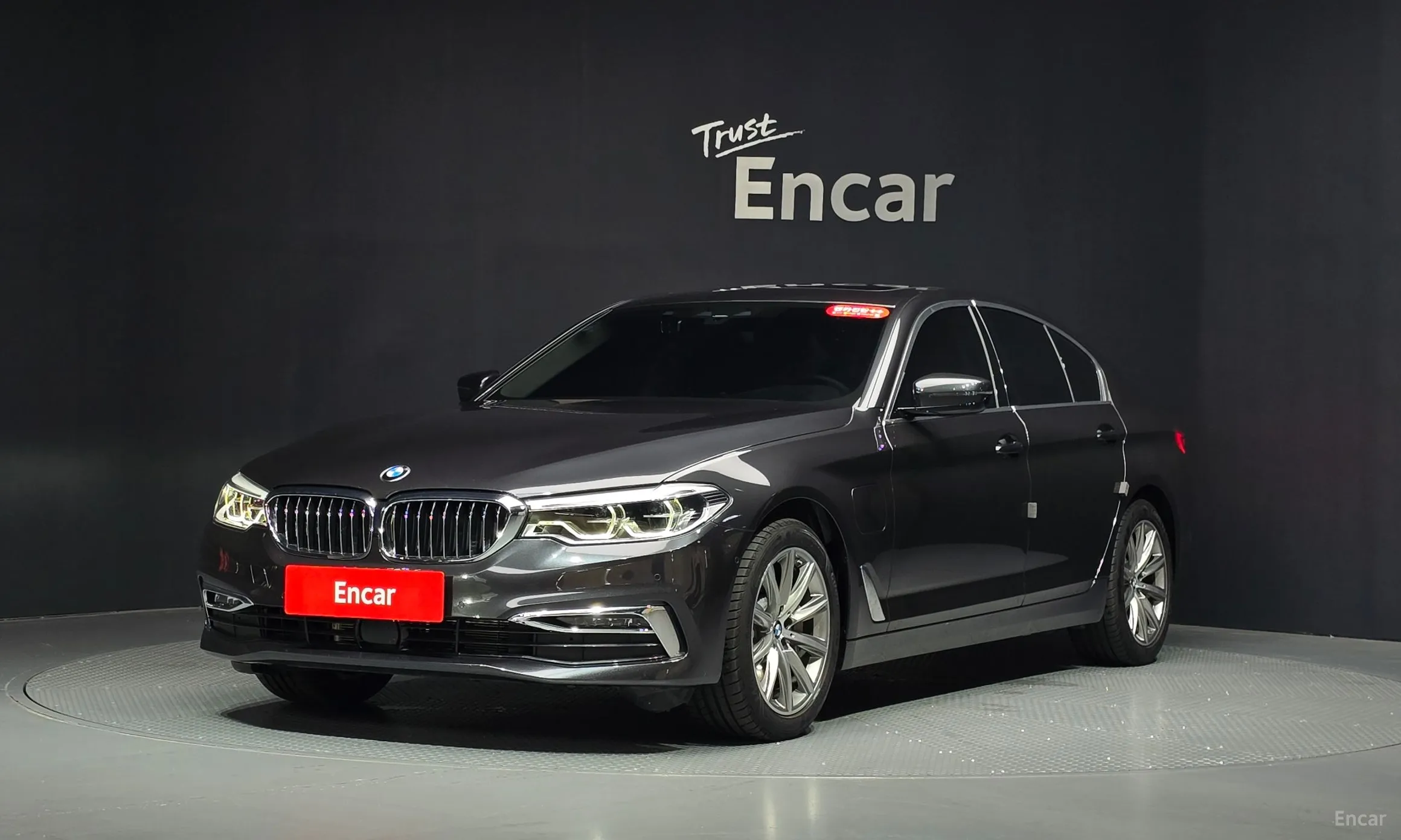 BMW 5 Series (G30)