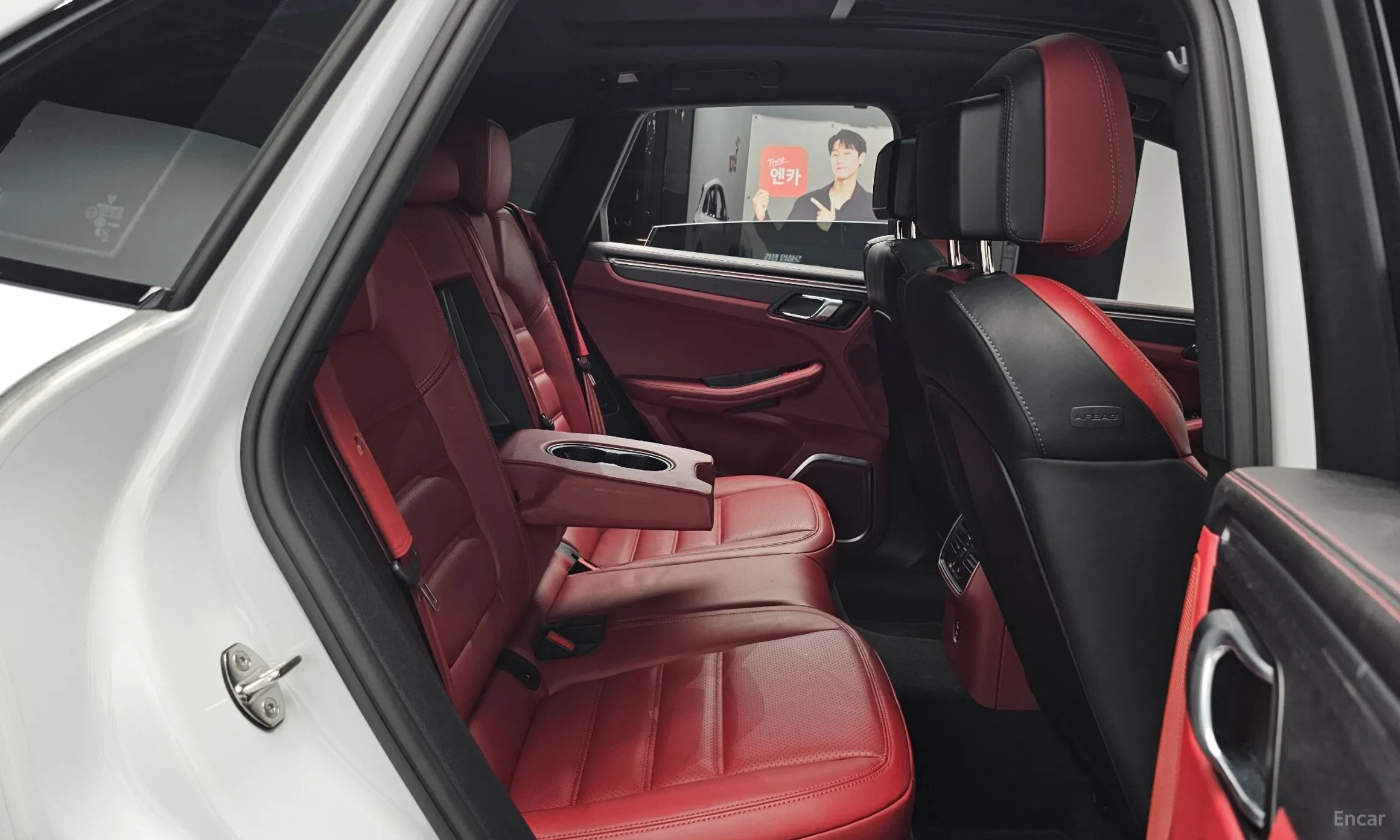 Porsche Macan превью 11