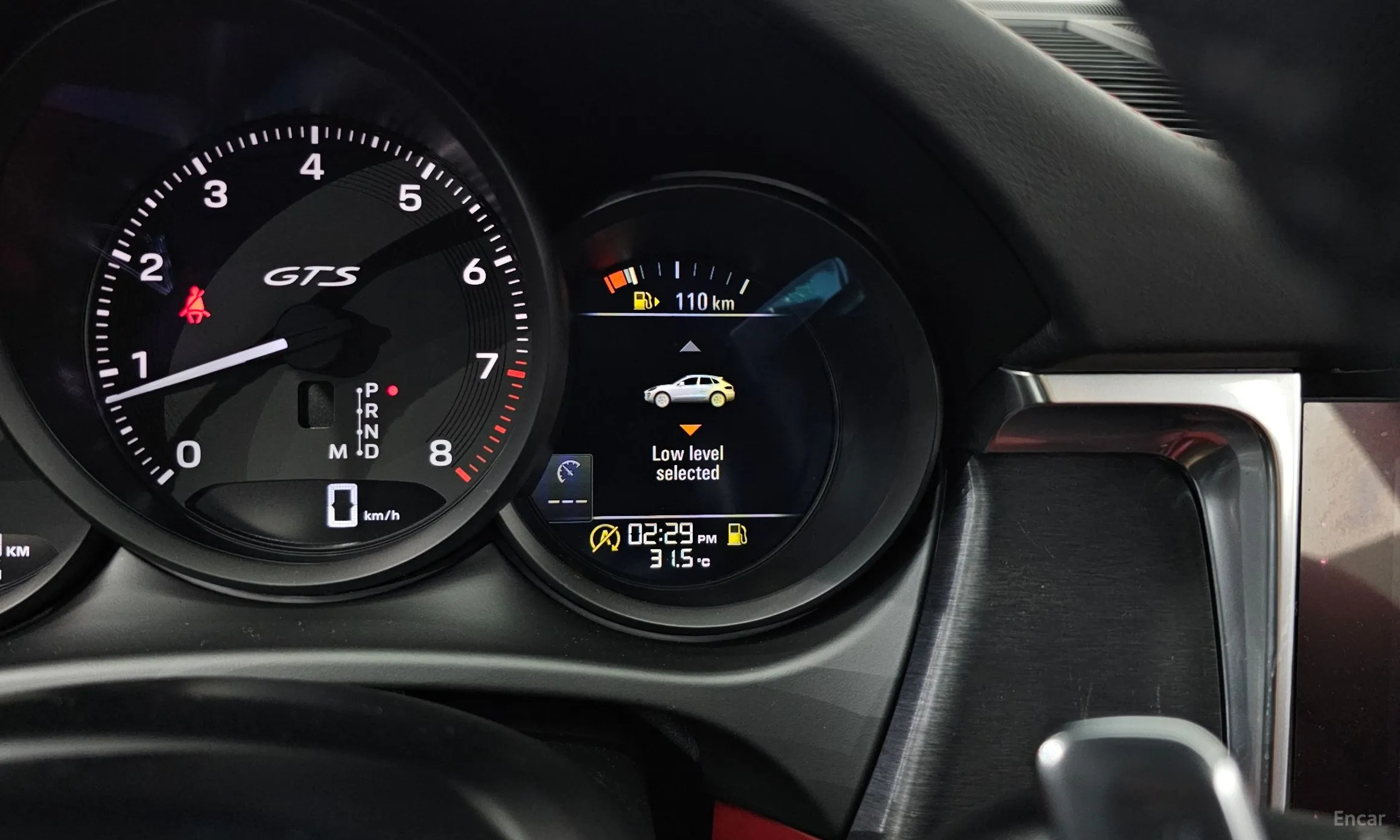 Porsche Macan превью 18