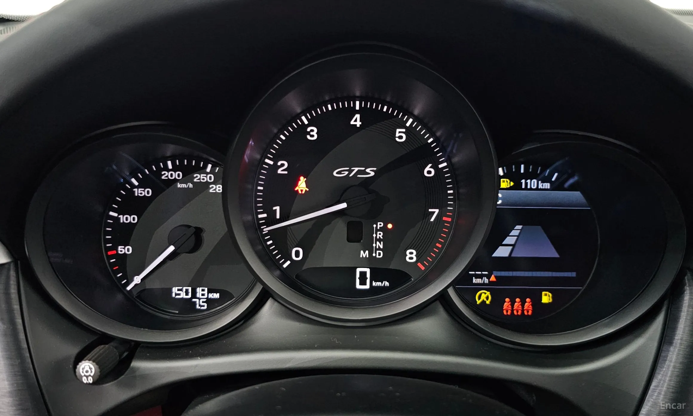 Porsche Macan превью 8