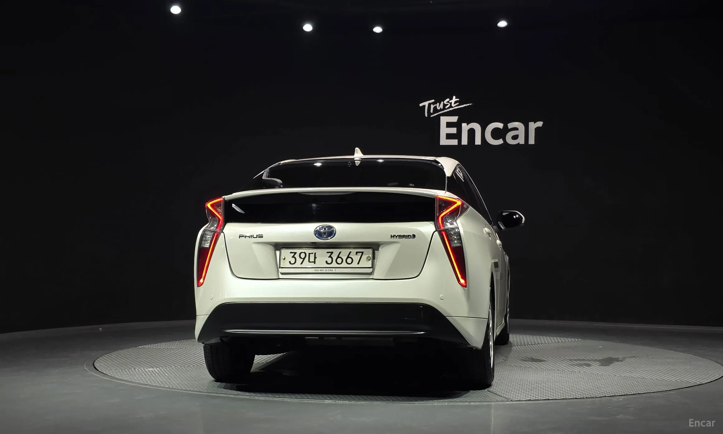 Toyota Prius 4th Generation превью 4