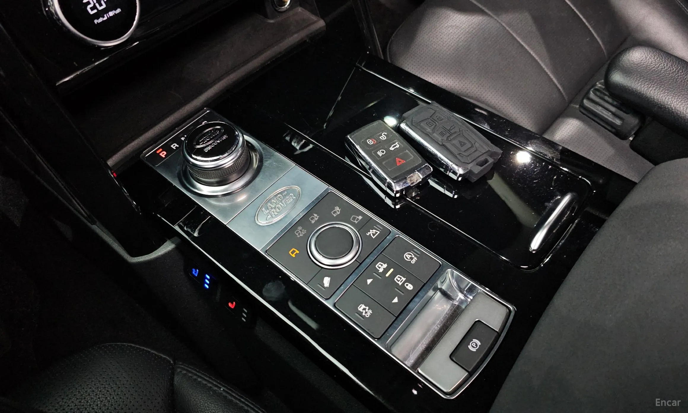 Land Rover Discovery 5 превью 9