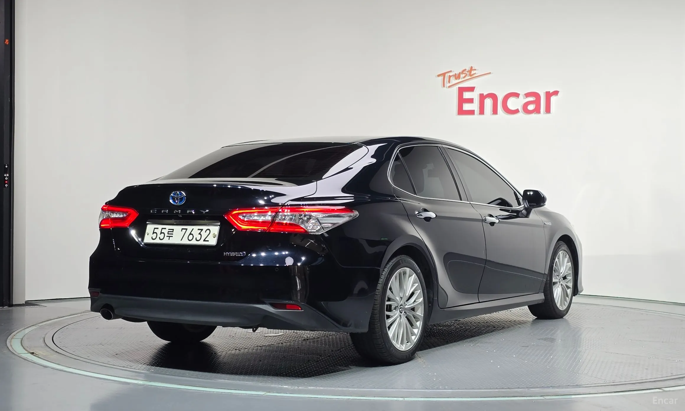 Toyota Camry (XV70)