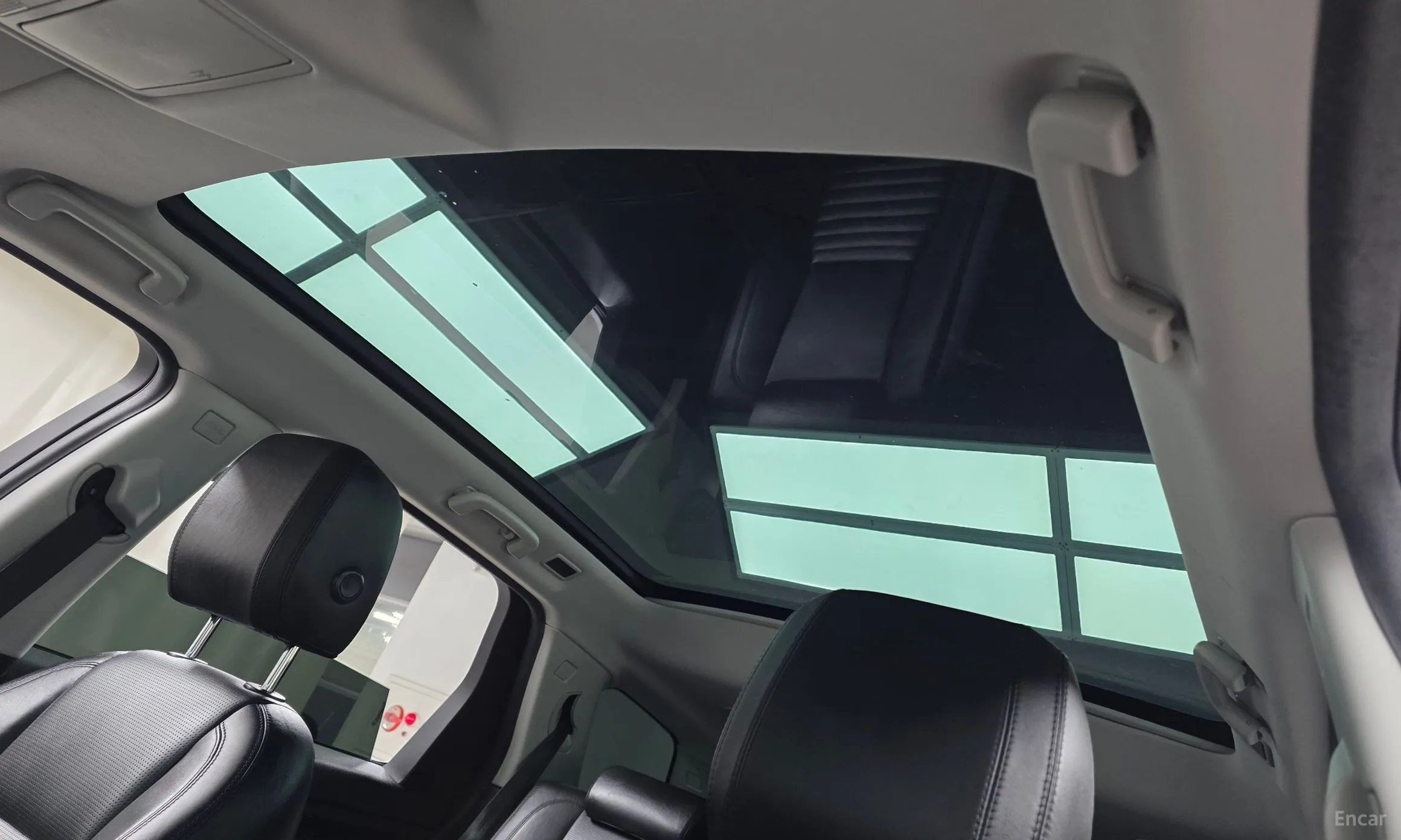 Land Rover Discovery Sports превью 19