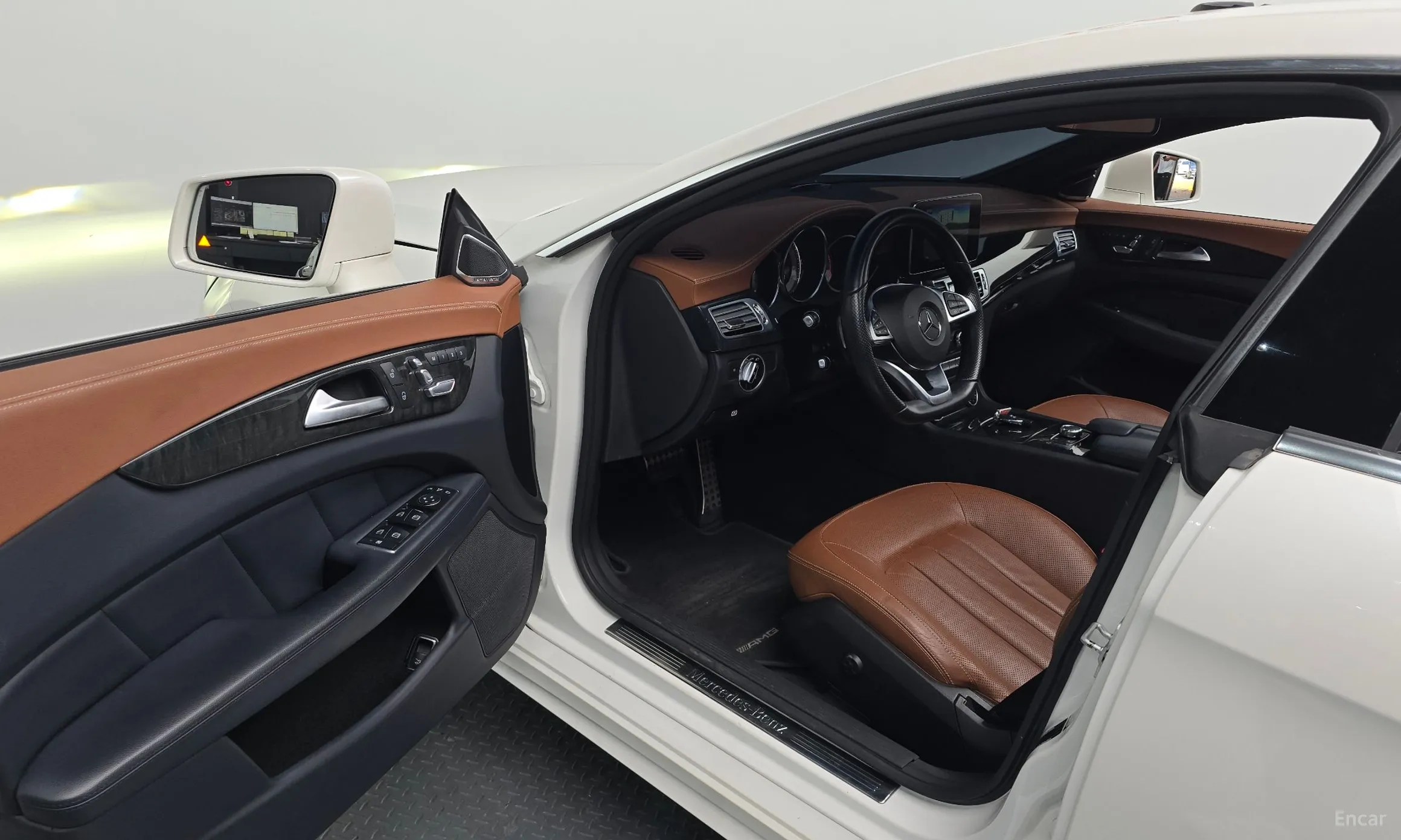 Mercedes Benz CLS-Class W218 превью 10