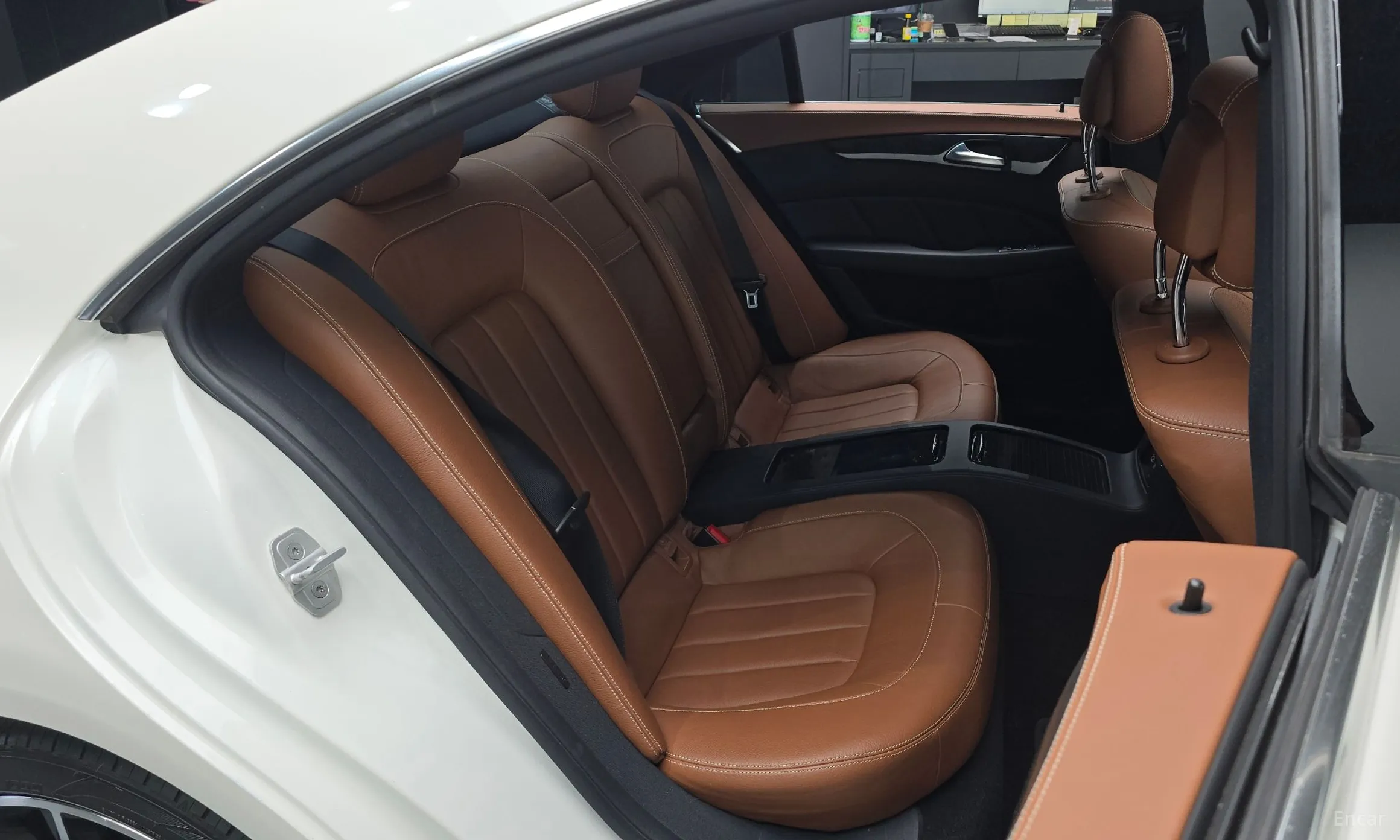 Mercedes Benz CLS-Class W218 превью 11