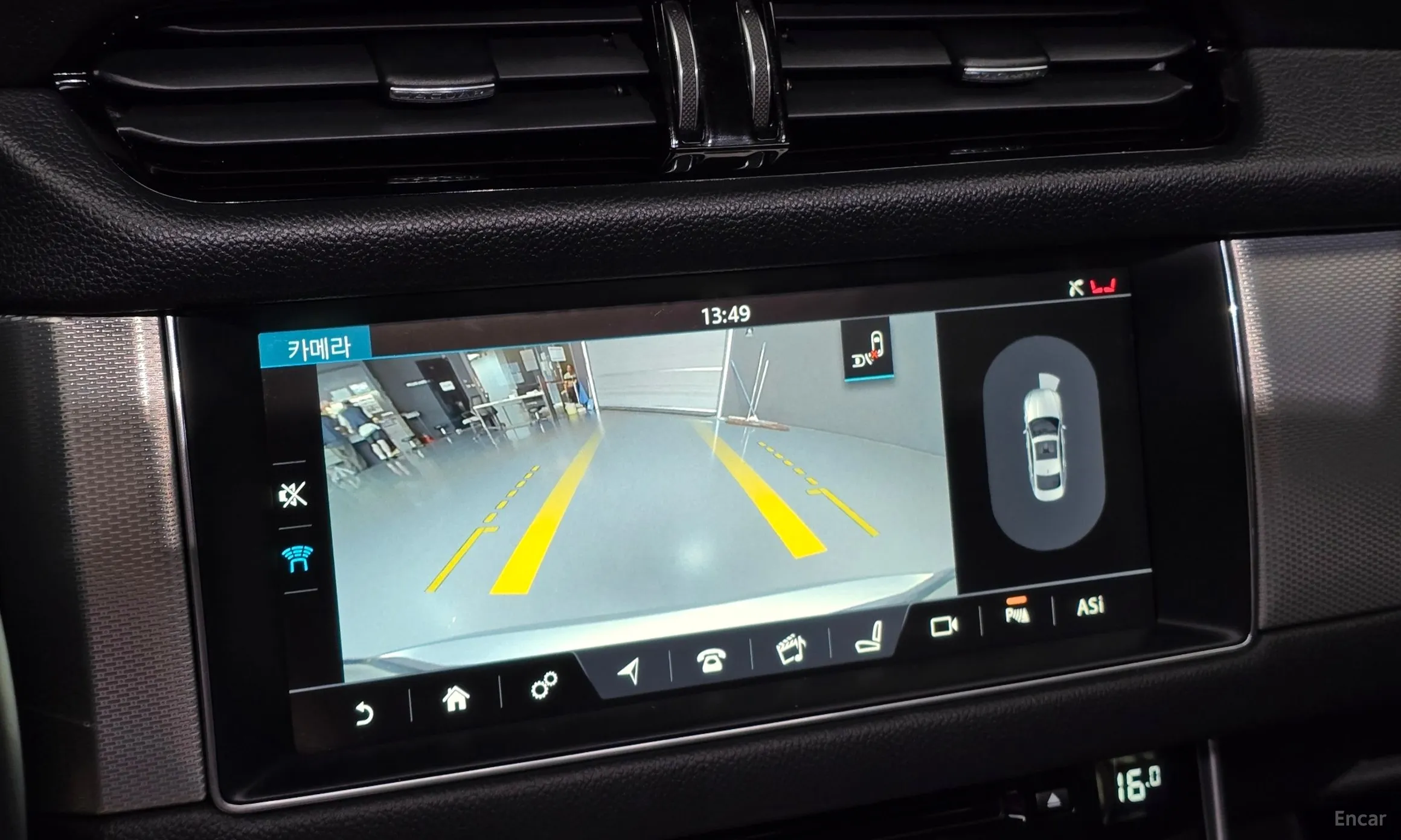 Jaguar XF (x260) превью 15