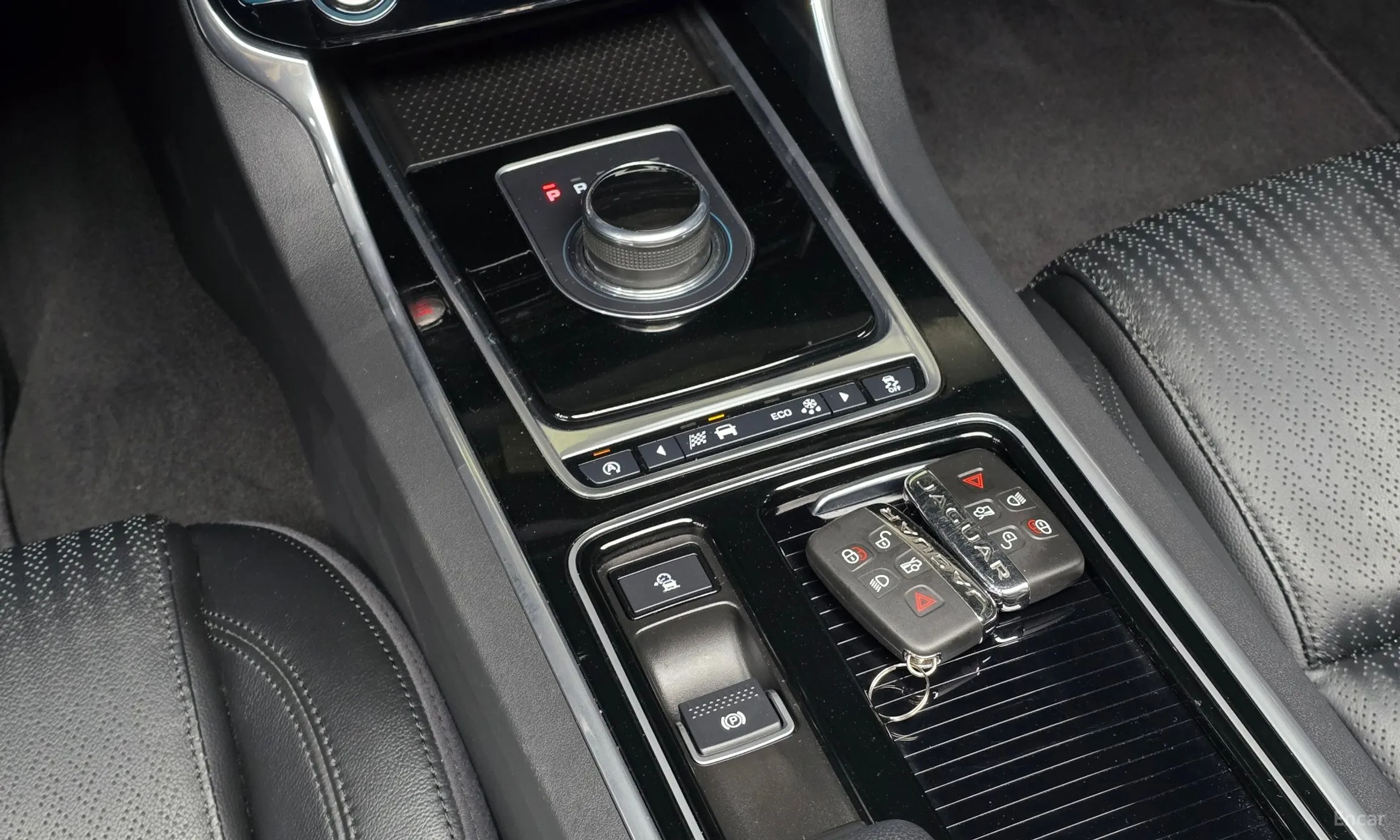 Jaguar XF (x260) превью 9