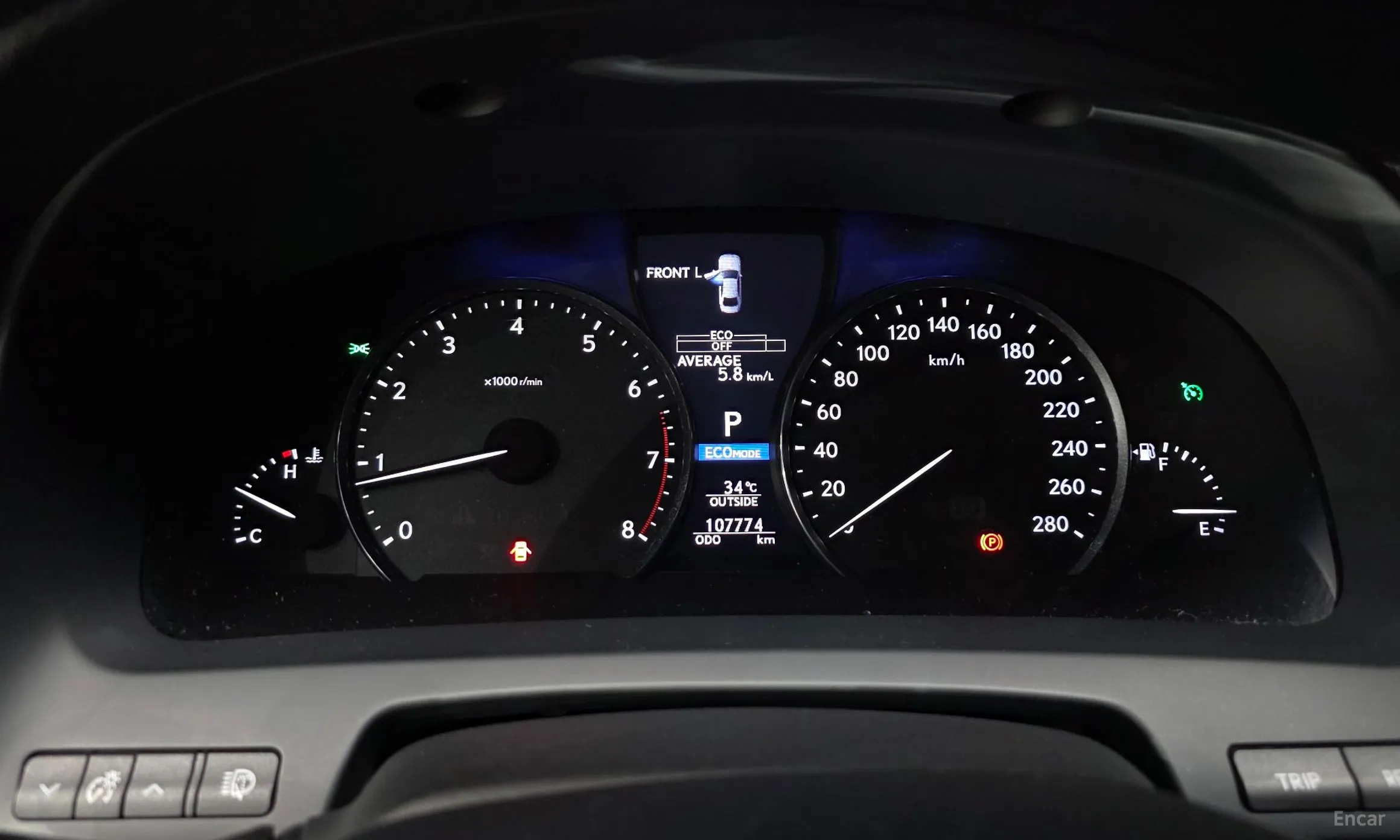 Lexus LS460 превью 8