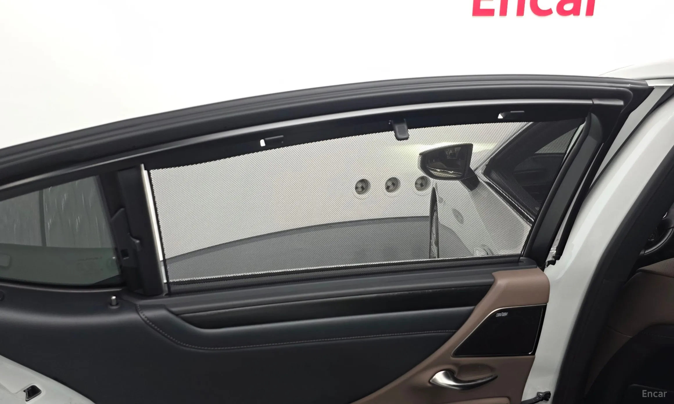 Lexus ES300h 7th Generation превью 18