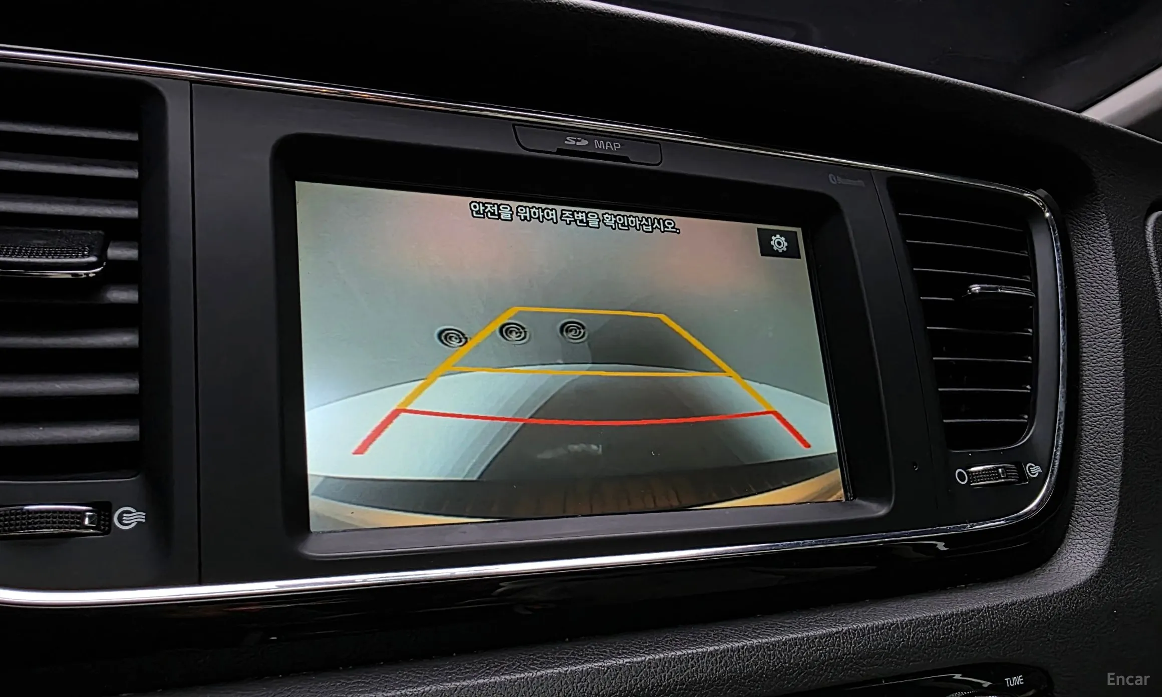 Kia Carnival превью 16