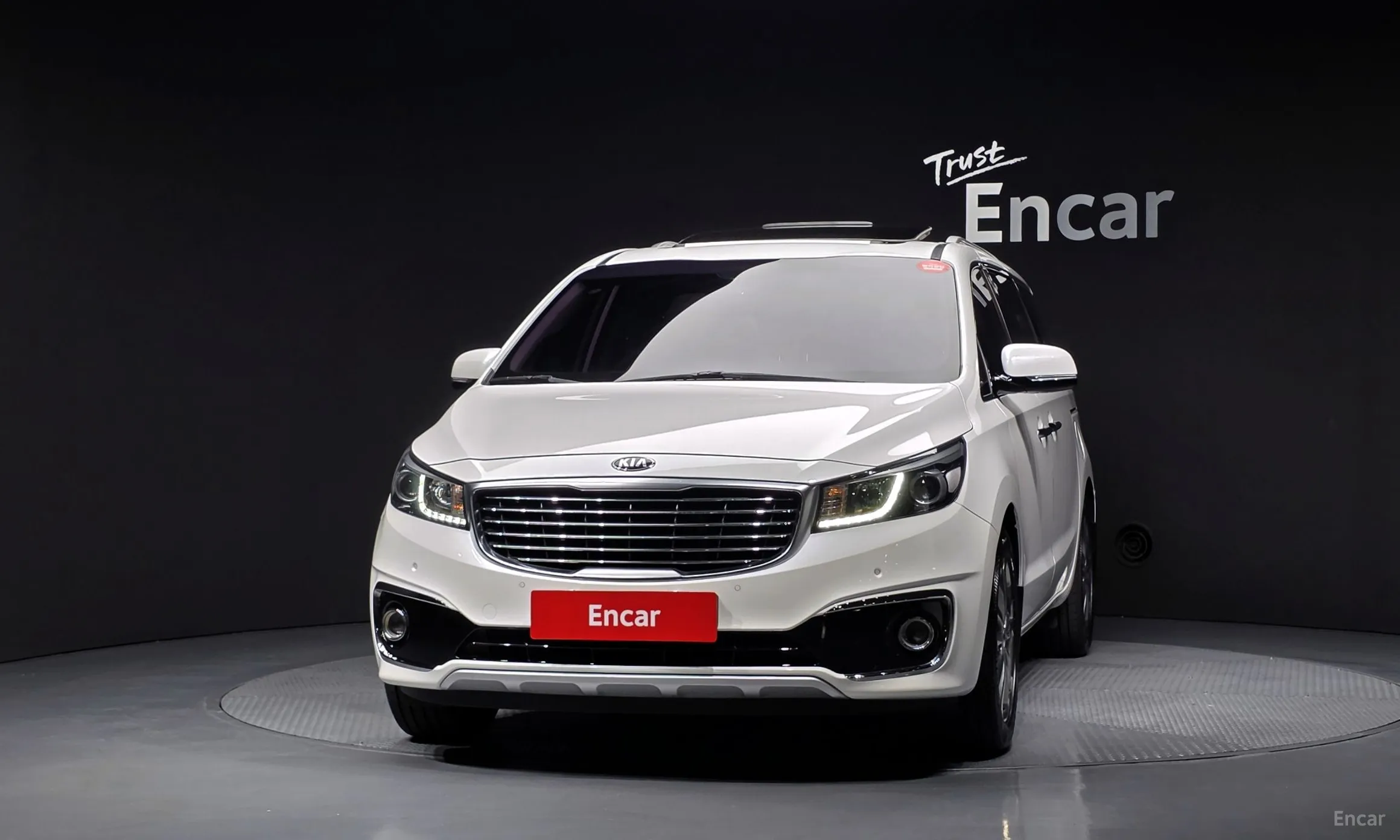 Kia Carnival превью 3
