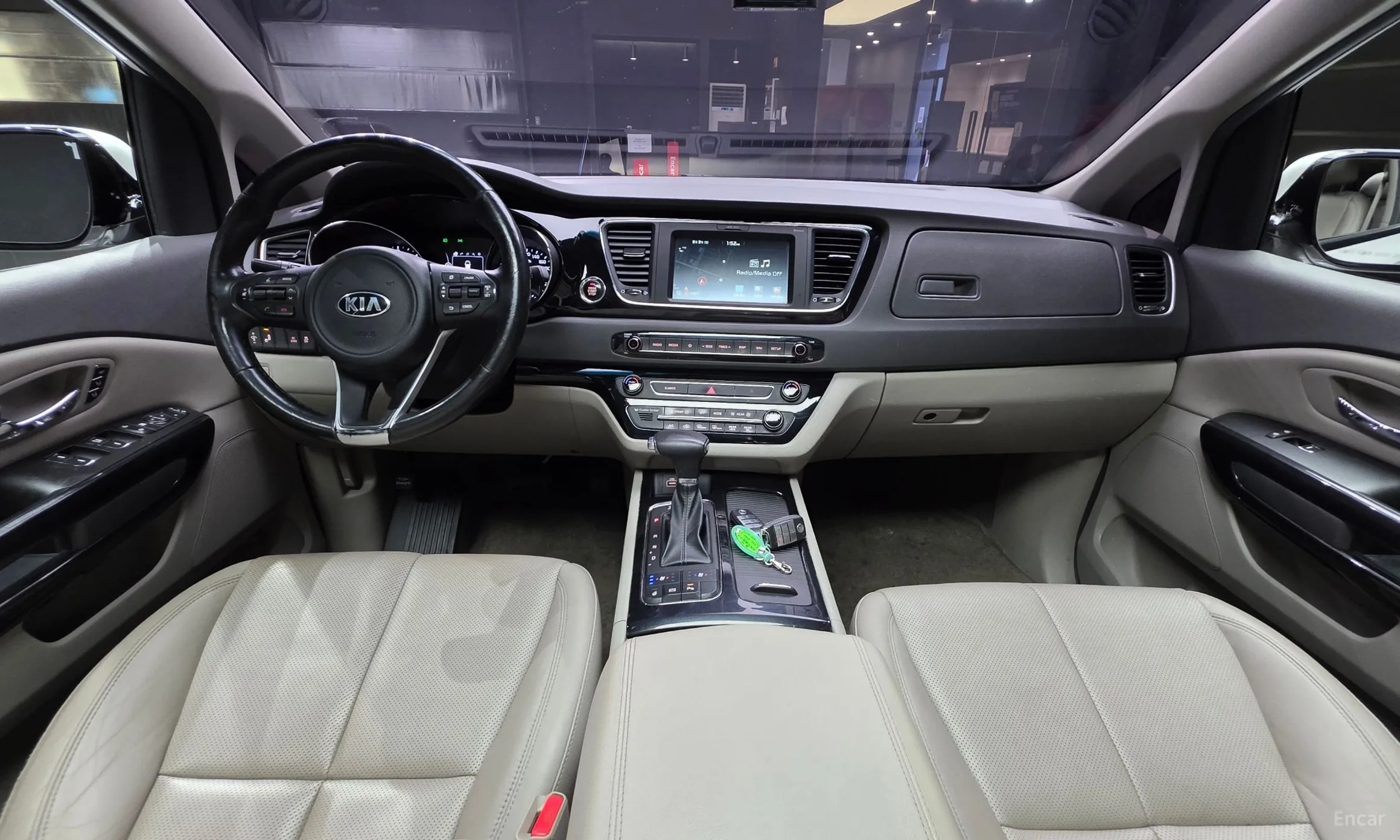 Kia Carnival превью 7