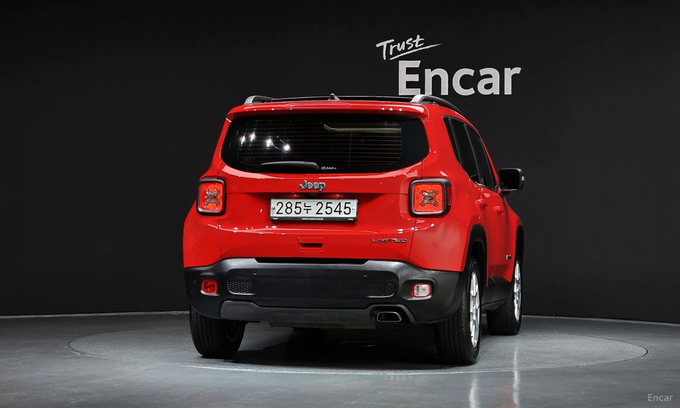 Jeep Renegade превью 4