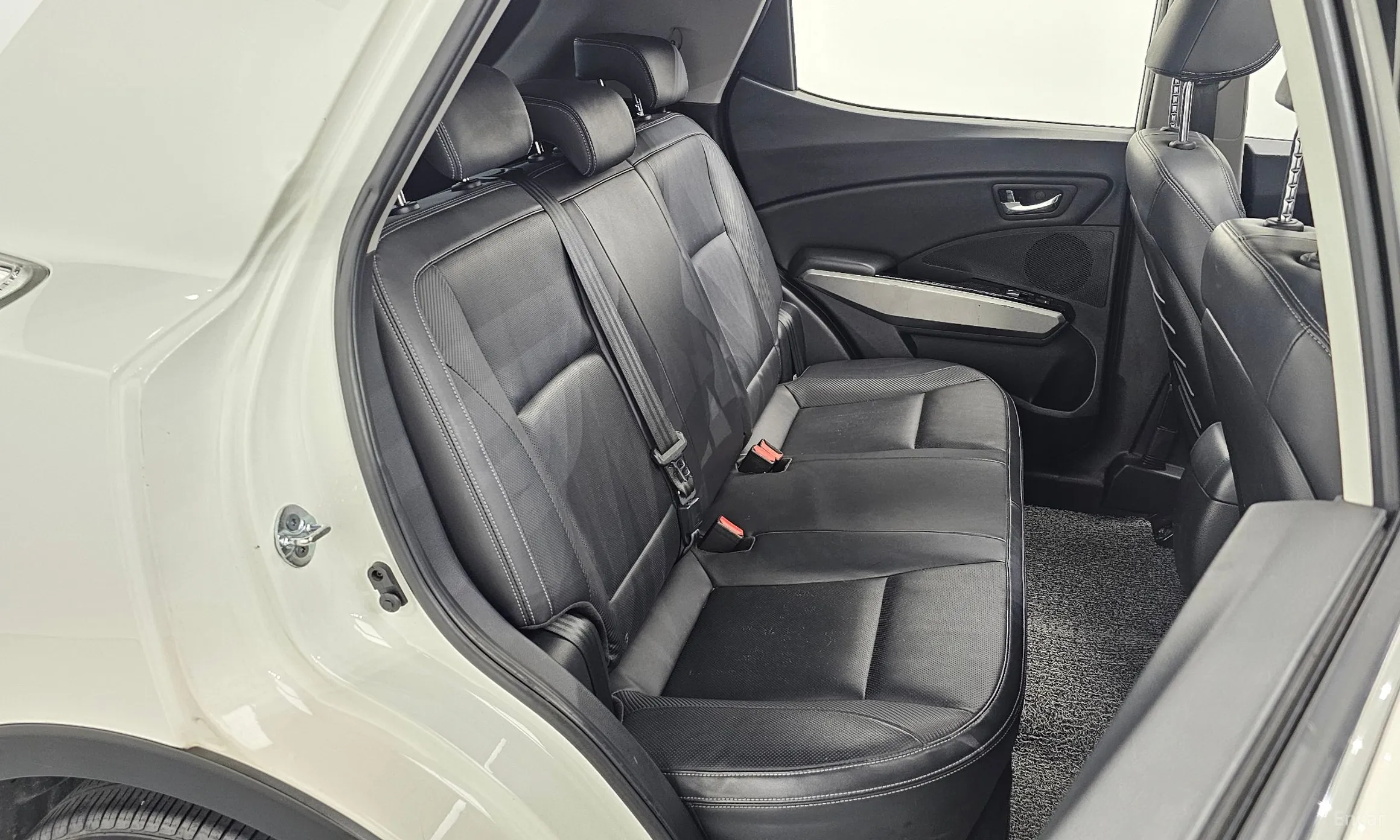 KG Mobility (SsangYong) Tivoli, Lazio превью 11
