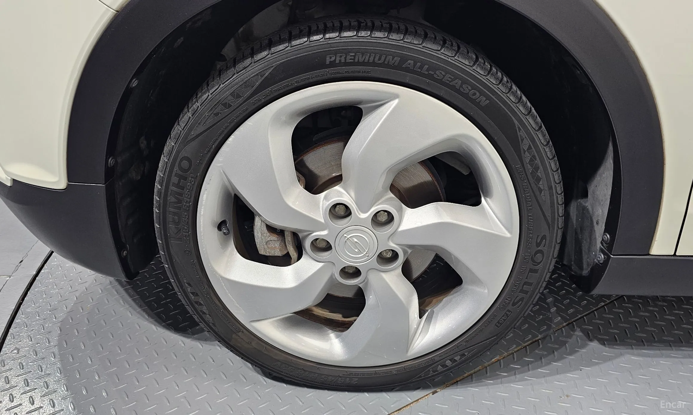 KG Mobility (SsangYong) Tivoli, Lazio превью 5
