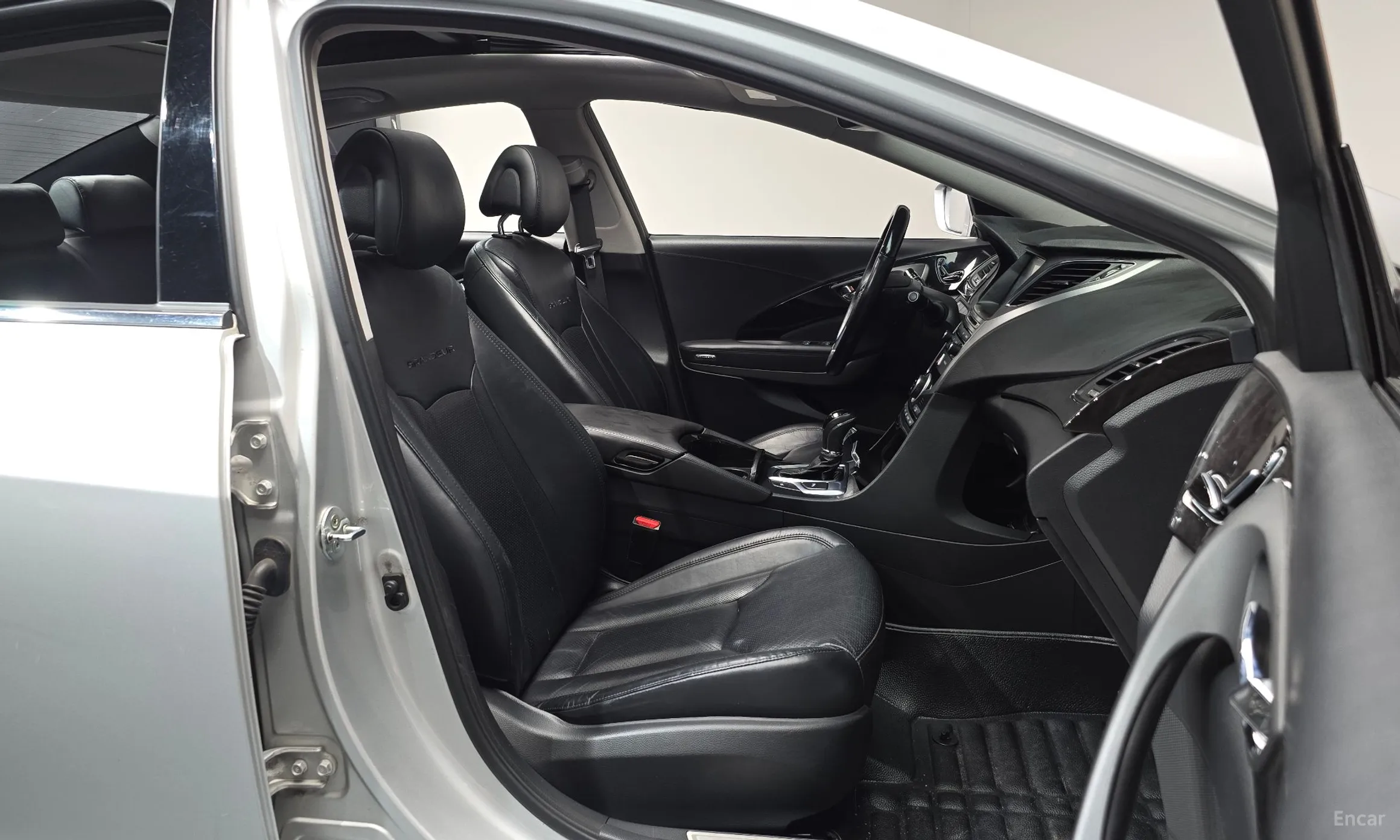 Hyundai Grandeur HG превью 11