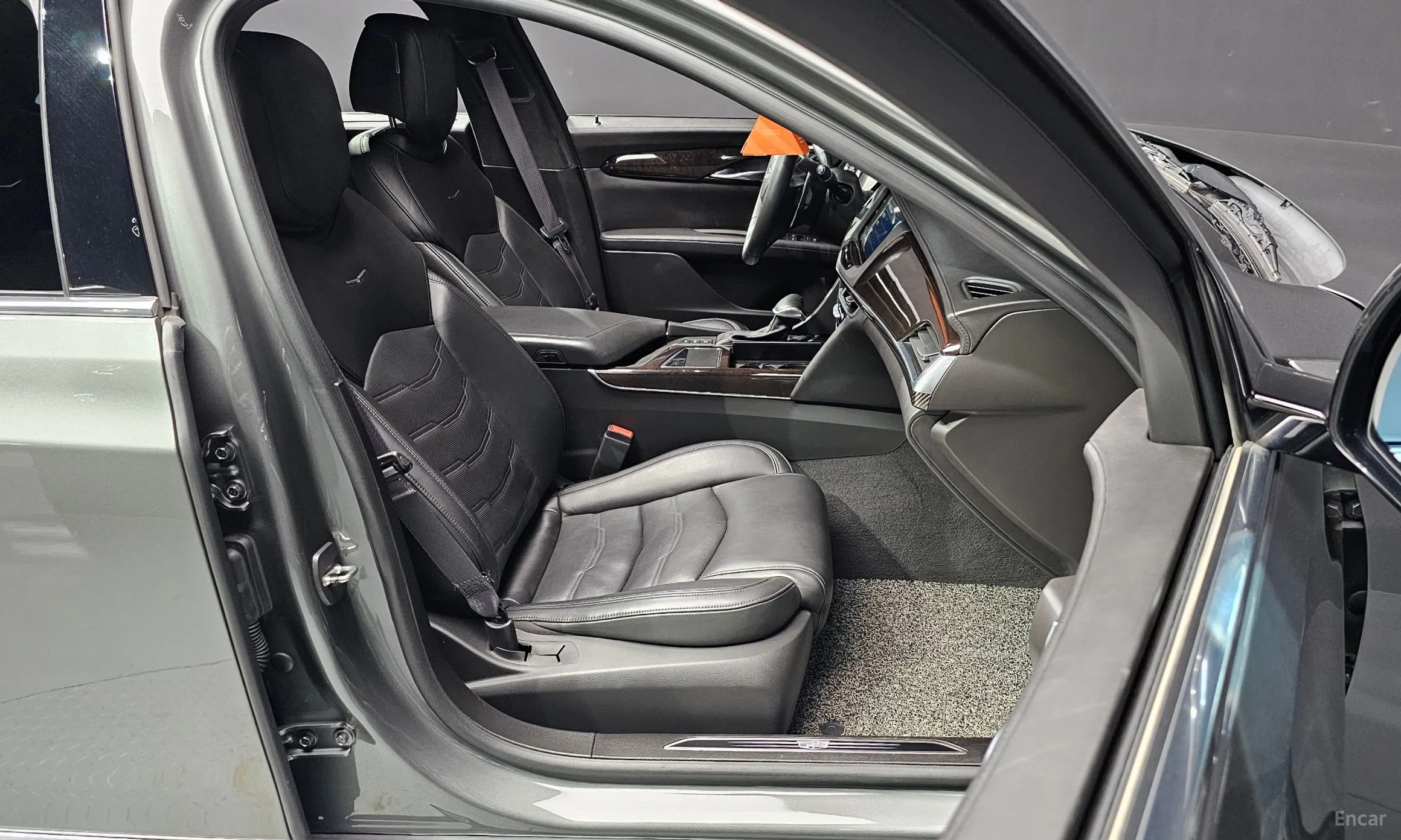 Cadillac CT6 превью 10