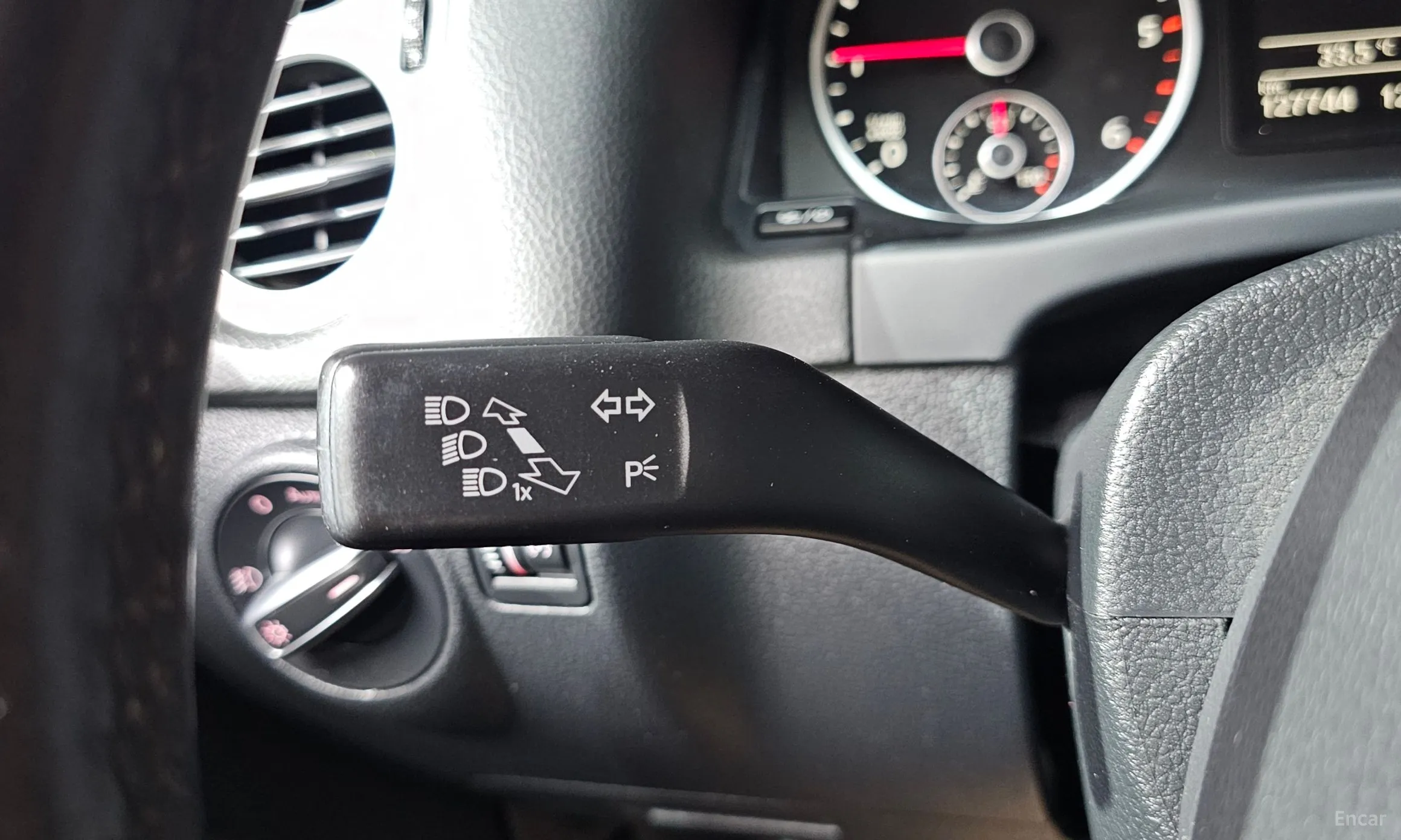 Volkswagen New Tiguan превью 13